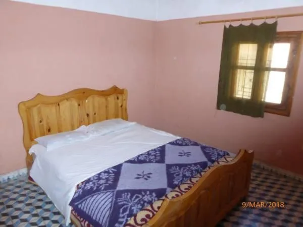 Bed in kasbah Ait arbi