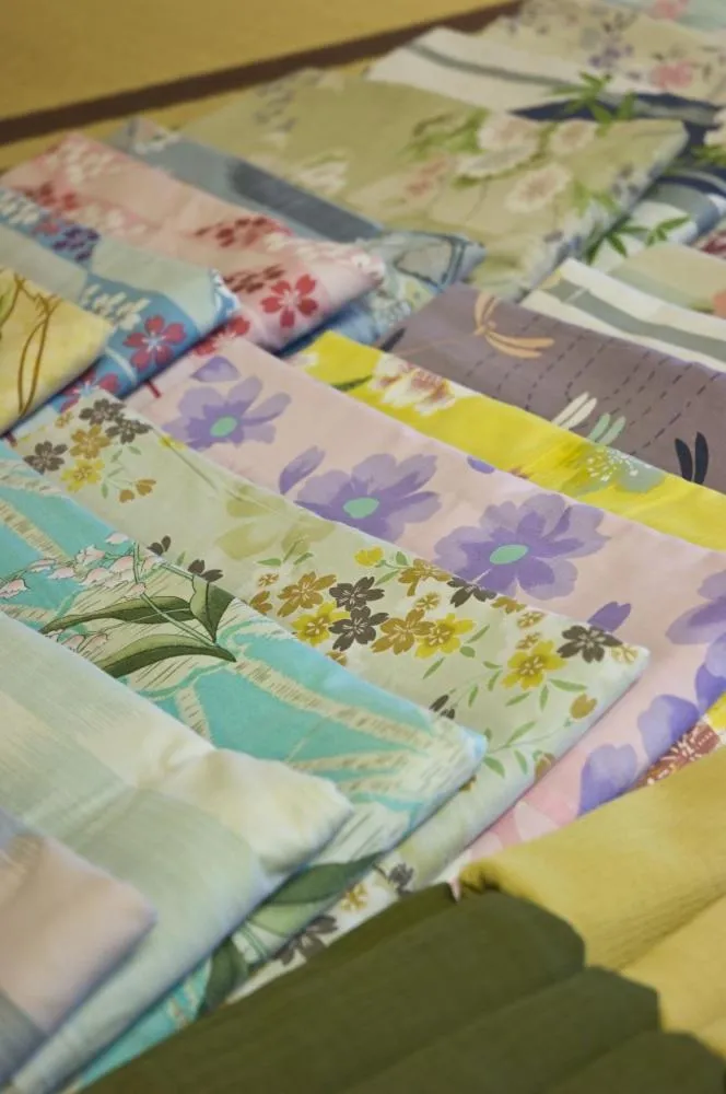 Decorative detail in Kanemidori