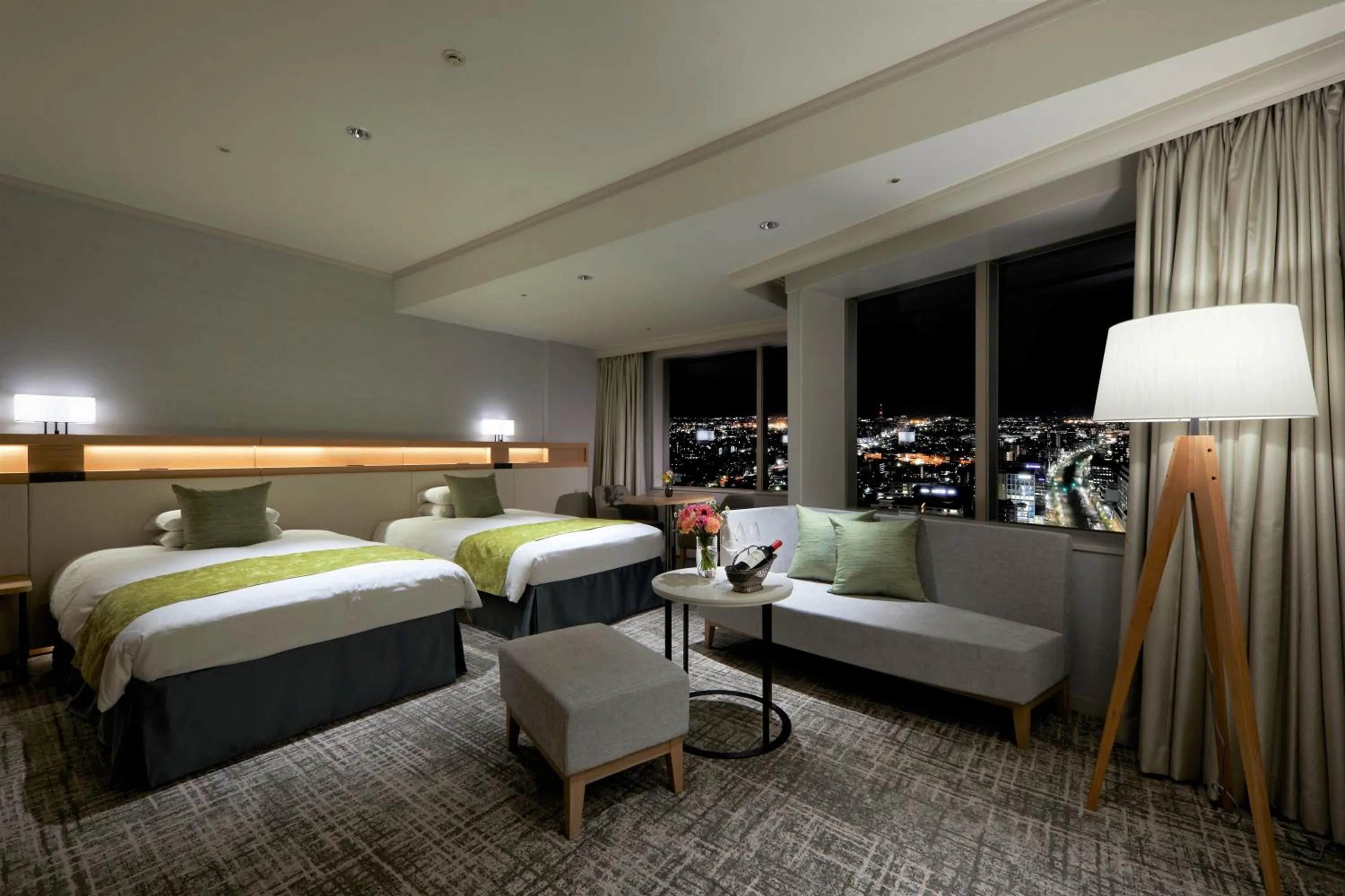 Photo of the whole room, Bed in Hotel Nikko Kanazawa