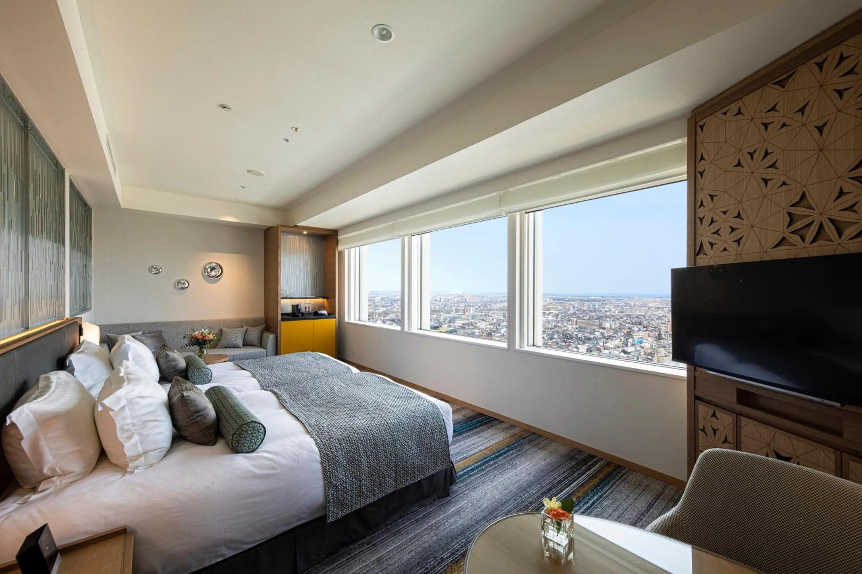 Bed in Hotel Nikko Kanazawa