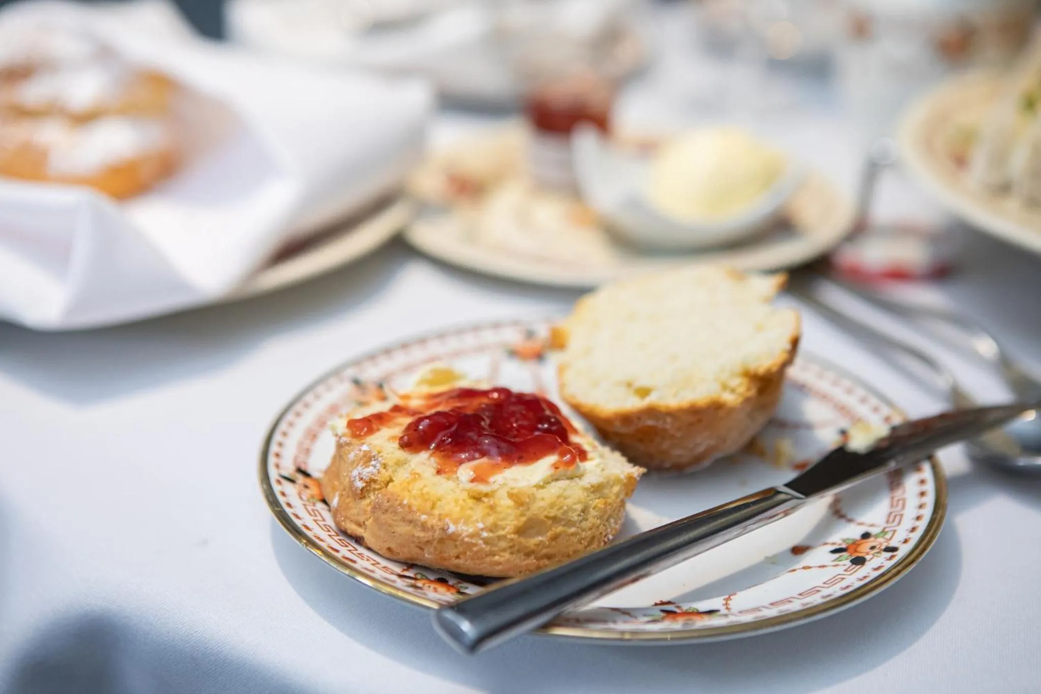 Food and drinks in The Holt Hotel