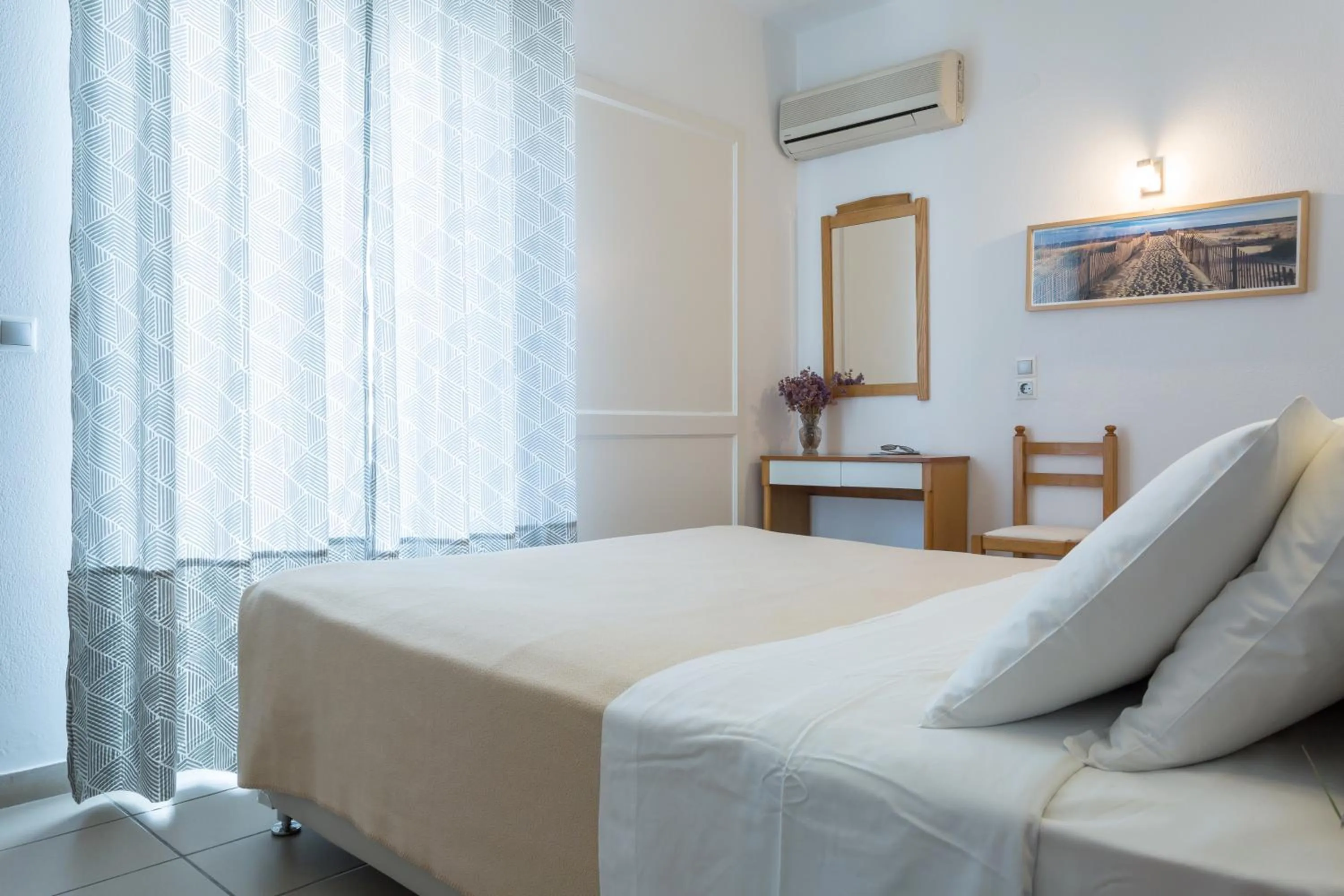 Photo of the whole room, Bed in Hotel Akti