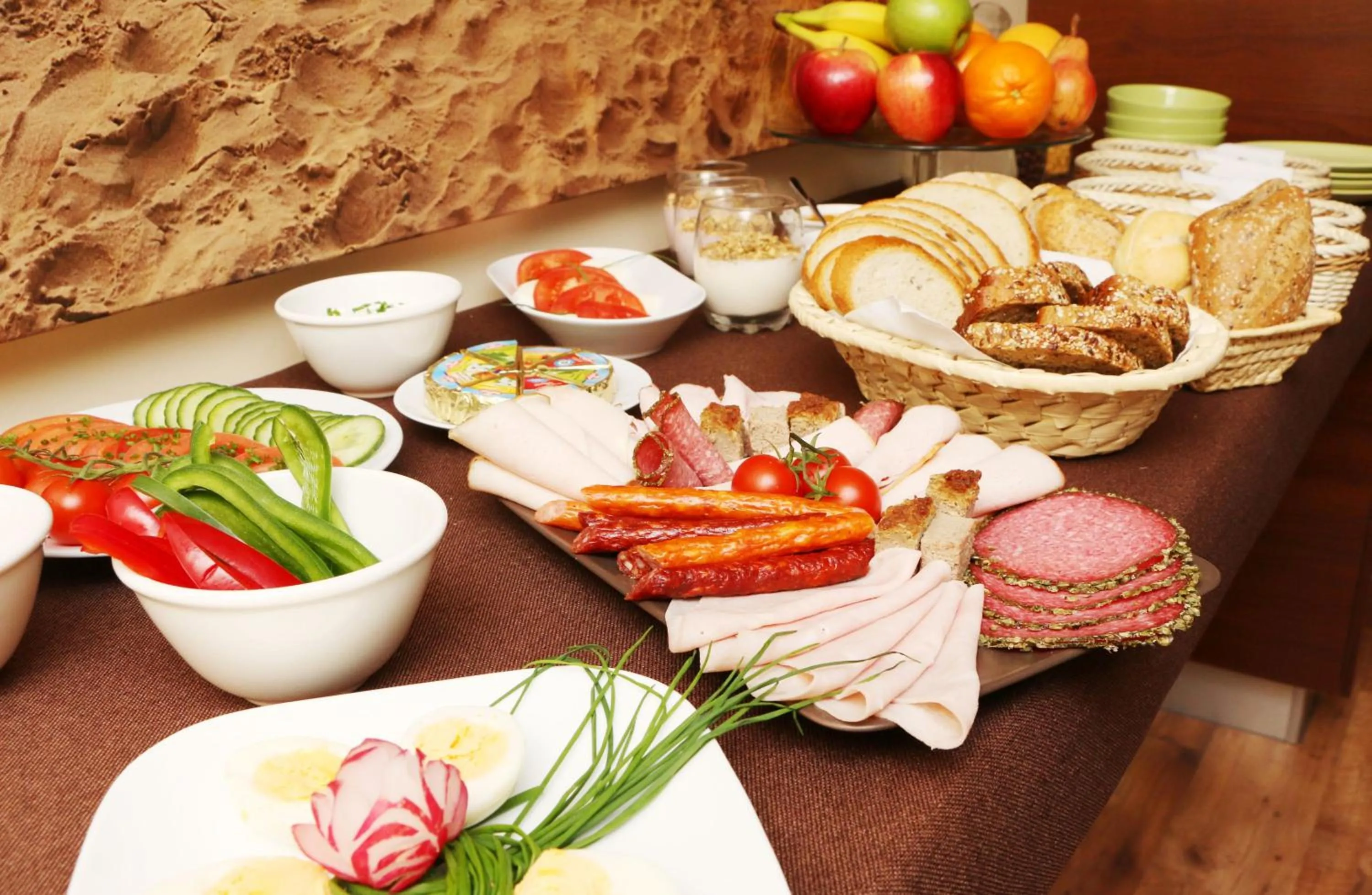 Food and drinks in Villa Magna