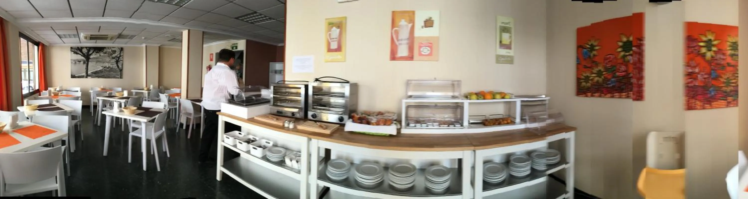 Restaurant/places to eat in Rosabel