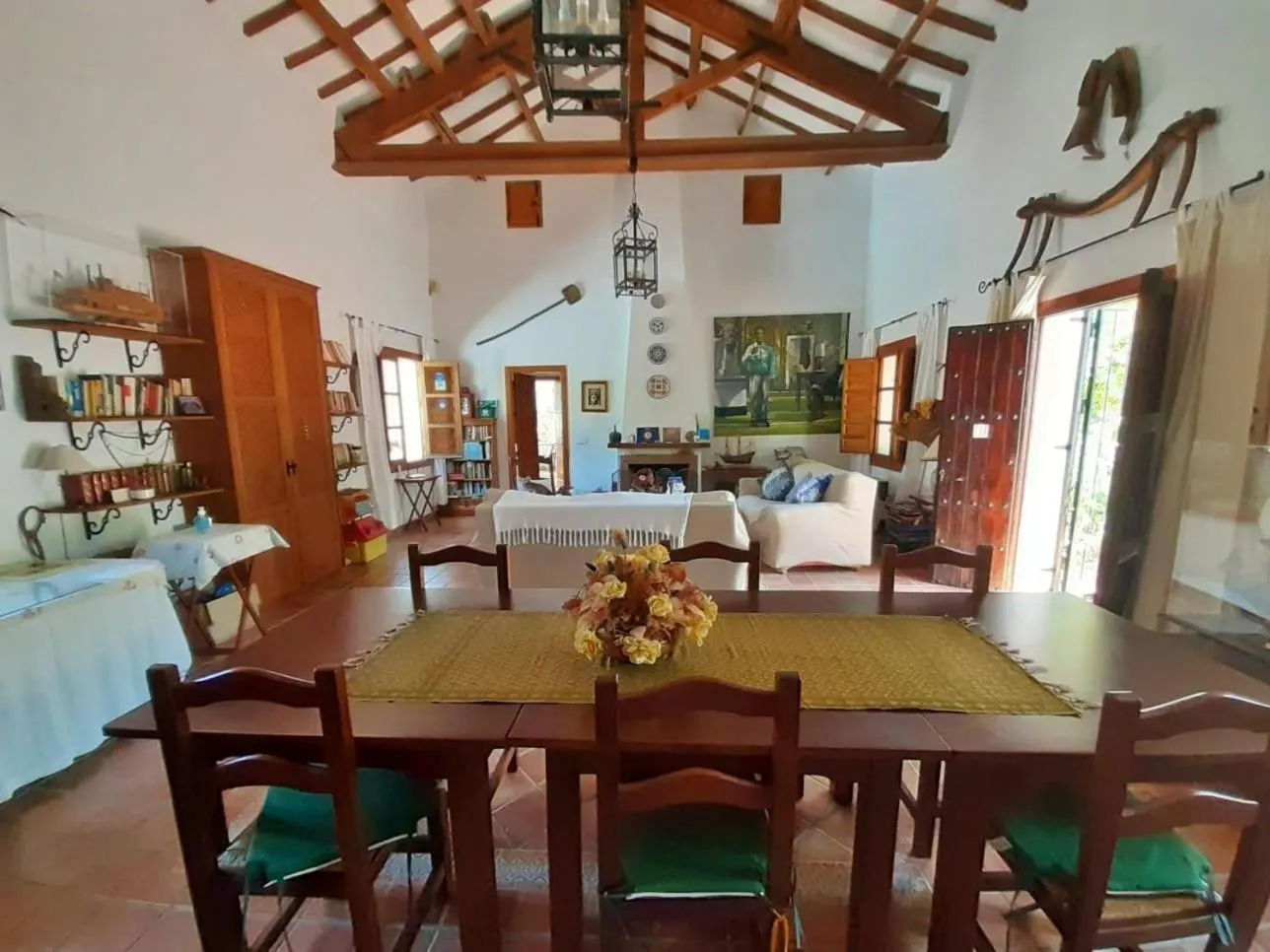 Living room in Escuela La Crujía