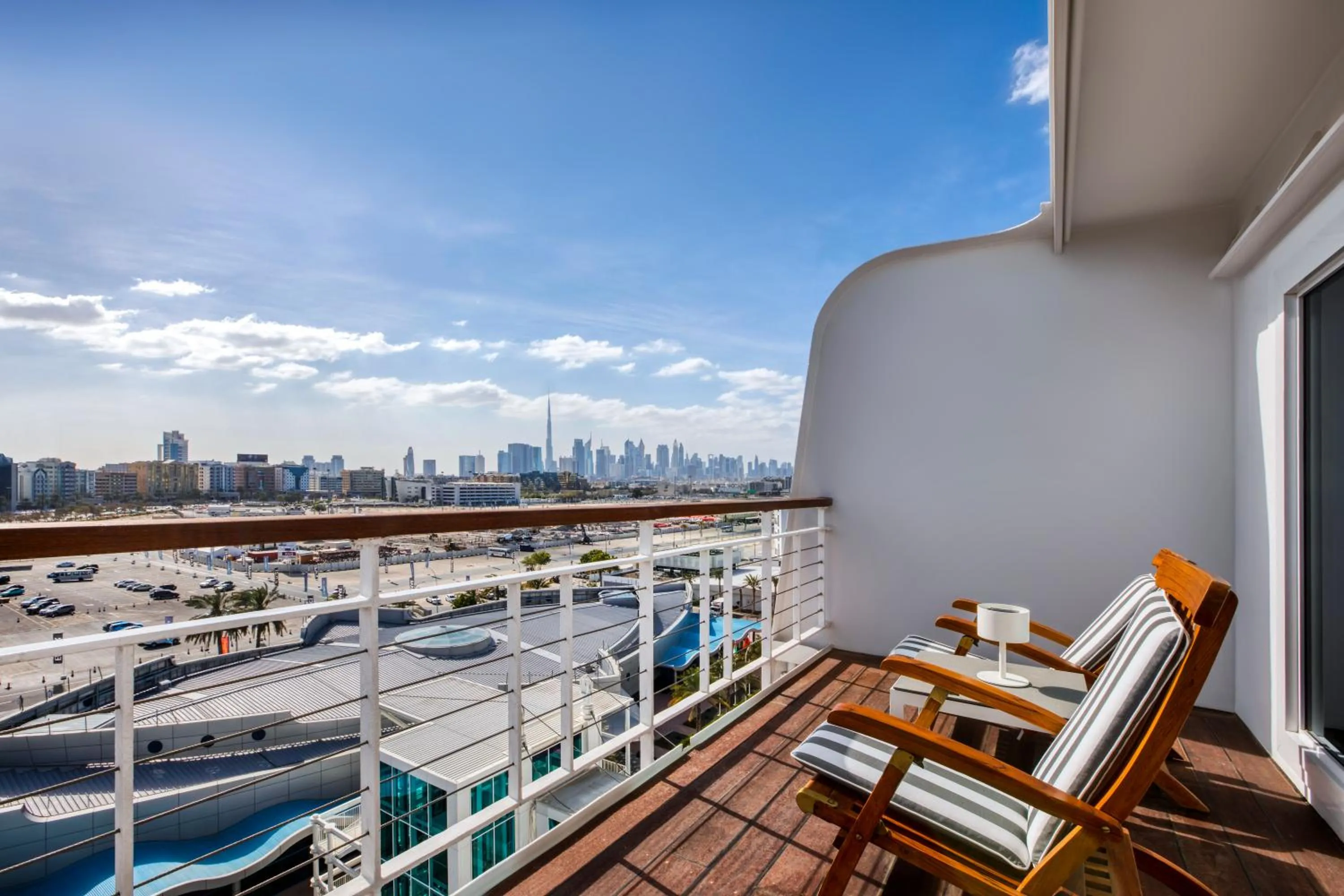 Balcony/Terrace in Queen Elizabeth 2 Hotel