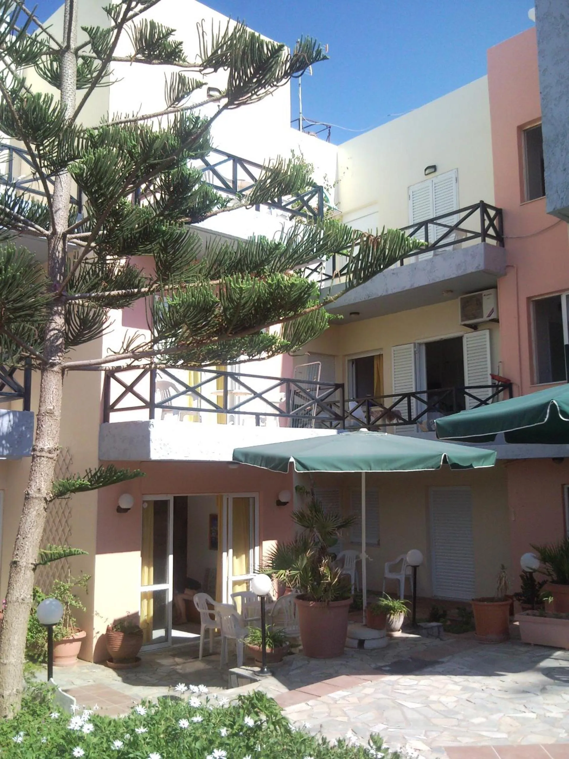 Facade/entrance in Stella Apartments