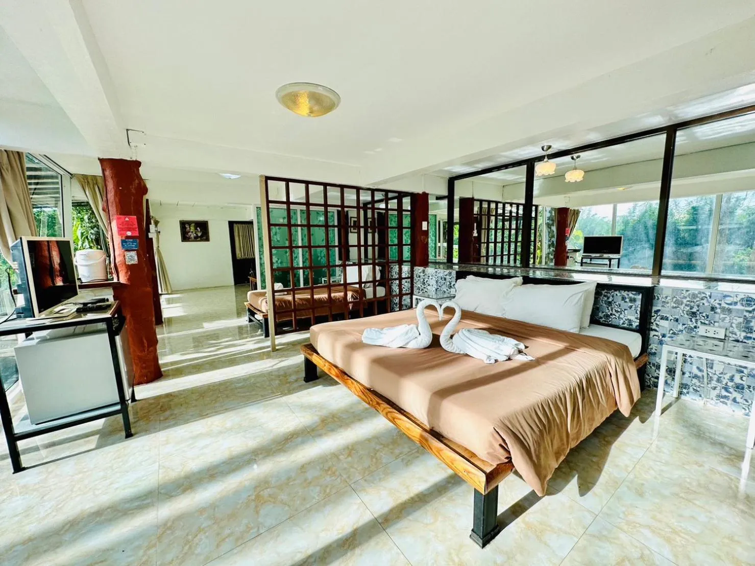 Bedroom, Bed in Yoko River Kwai Resort