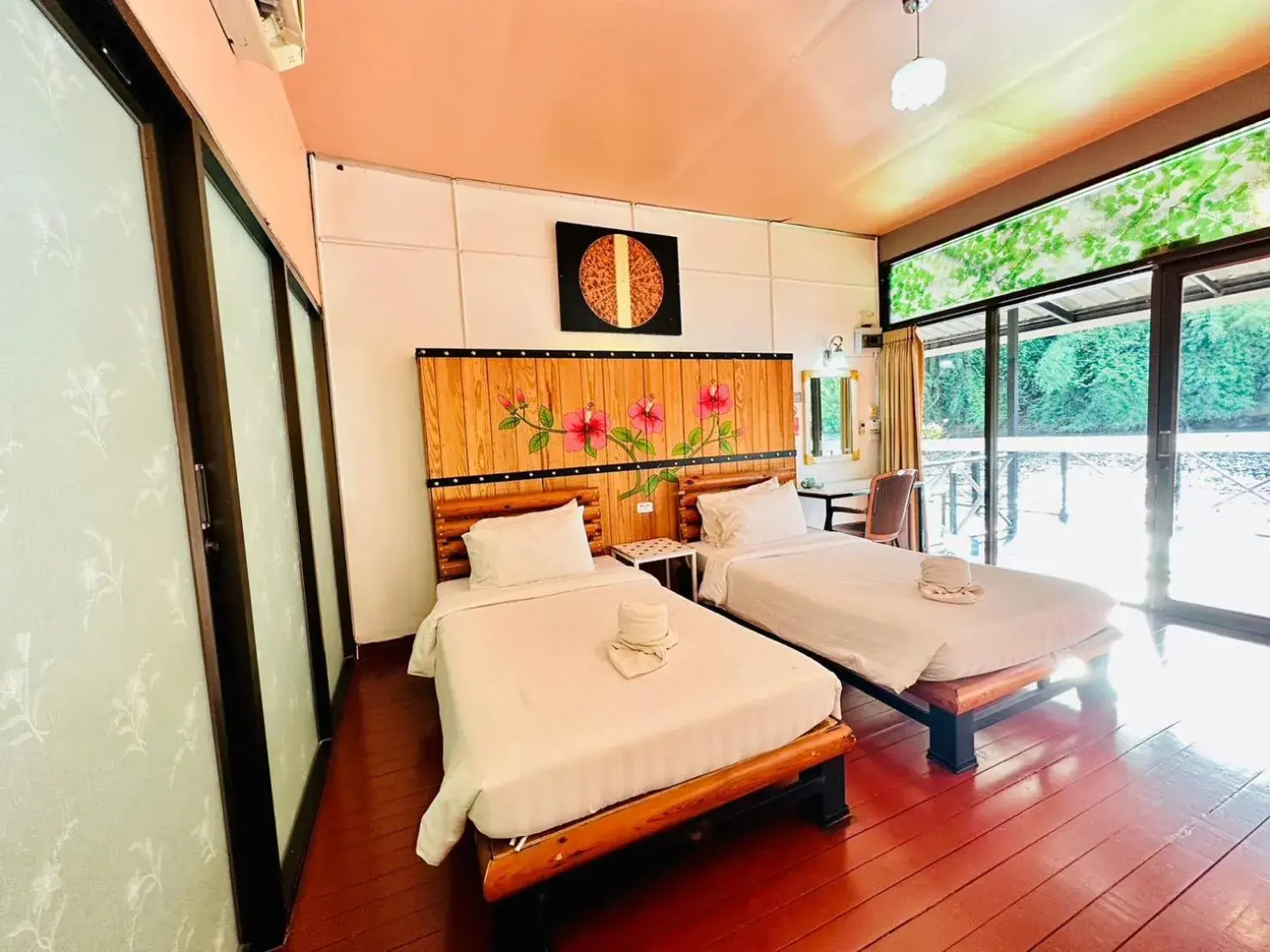 Deluxe Double or Twin Room with River View in Yoko River Kwai Resort Deluxe Double or Twin Room with River View in Yoko River Kwai Resort