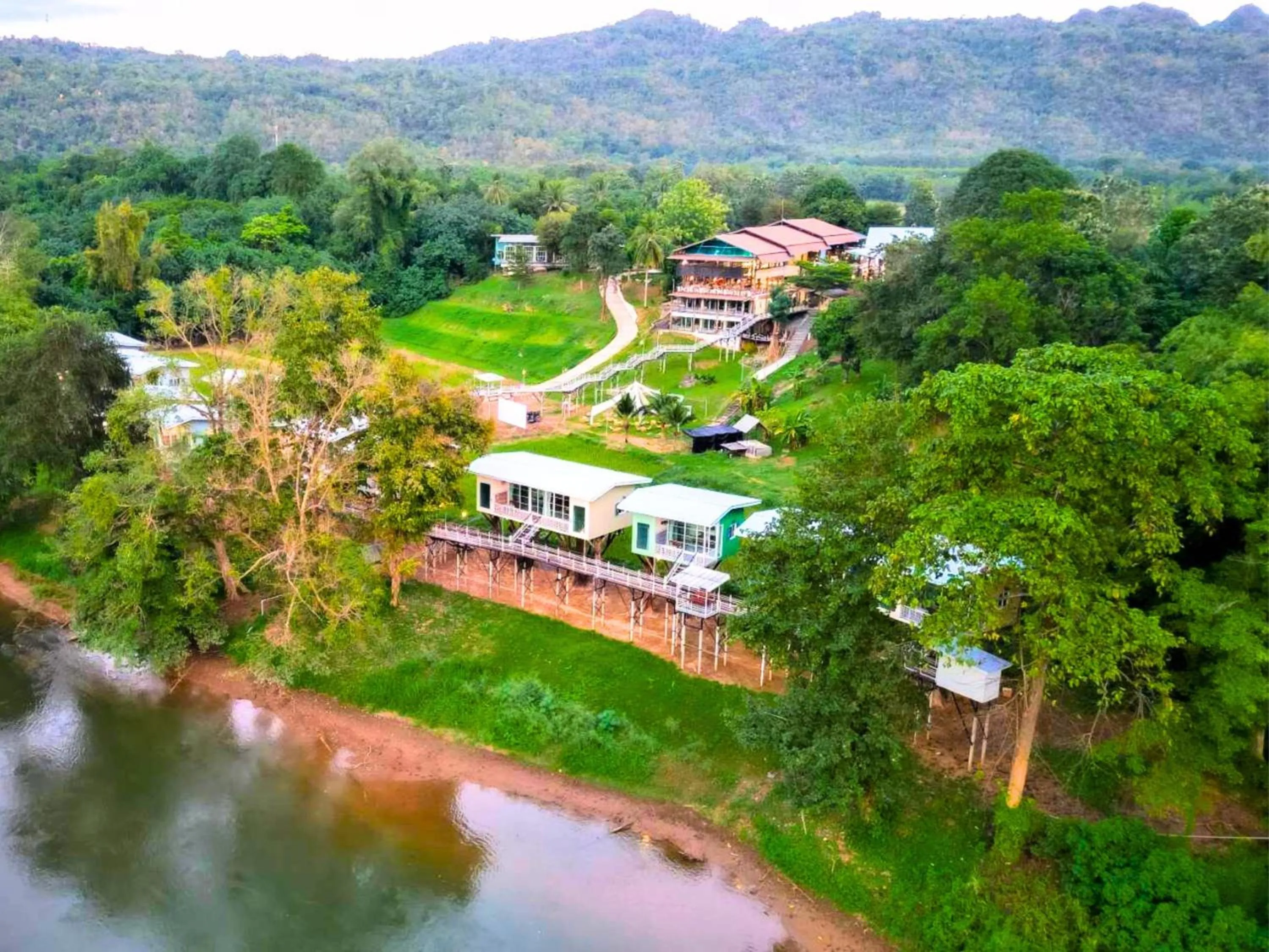 Property building in Yoko River Kwai Resort