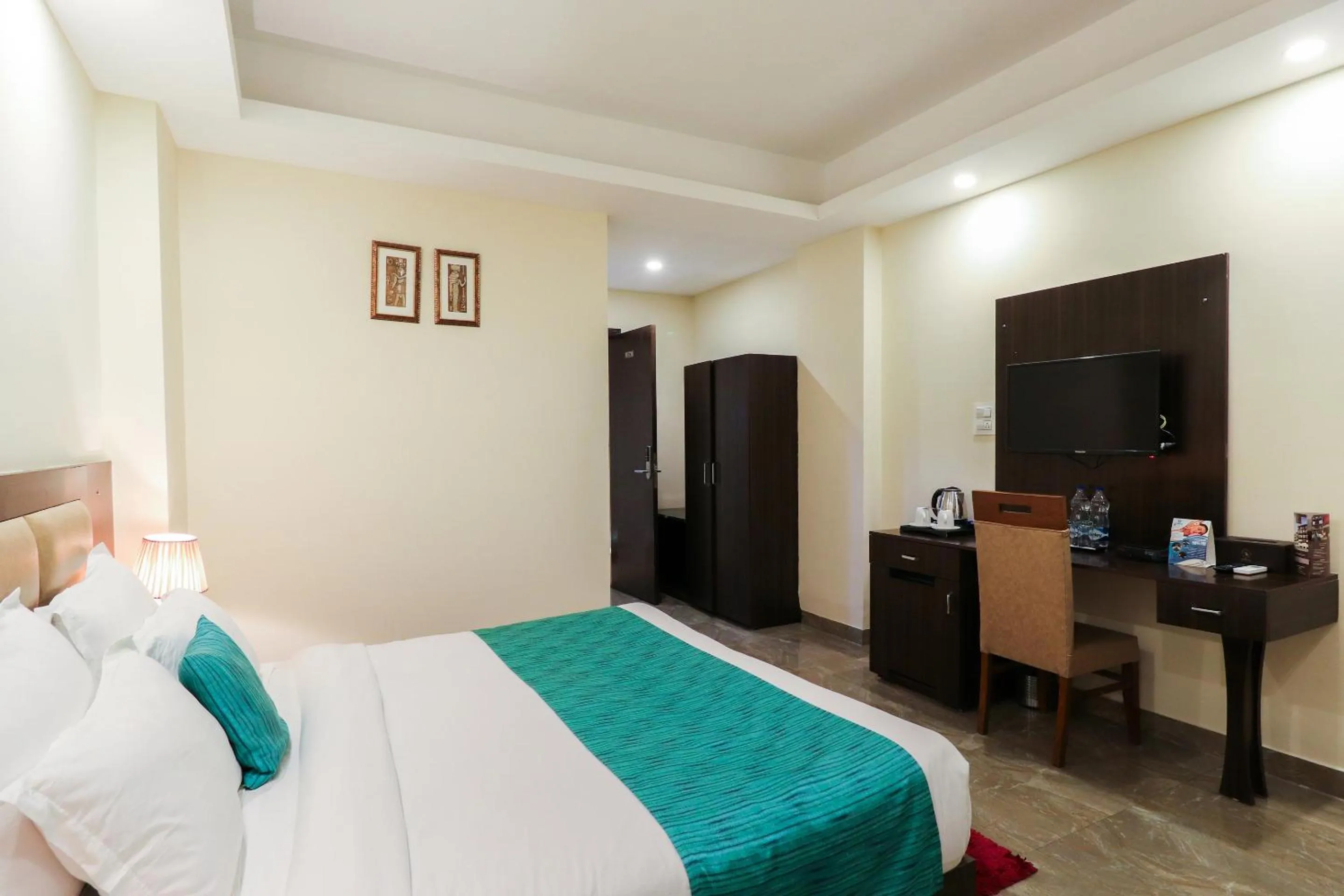 Bedroom, Bed in D'Polo Club & Spa Resort