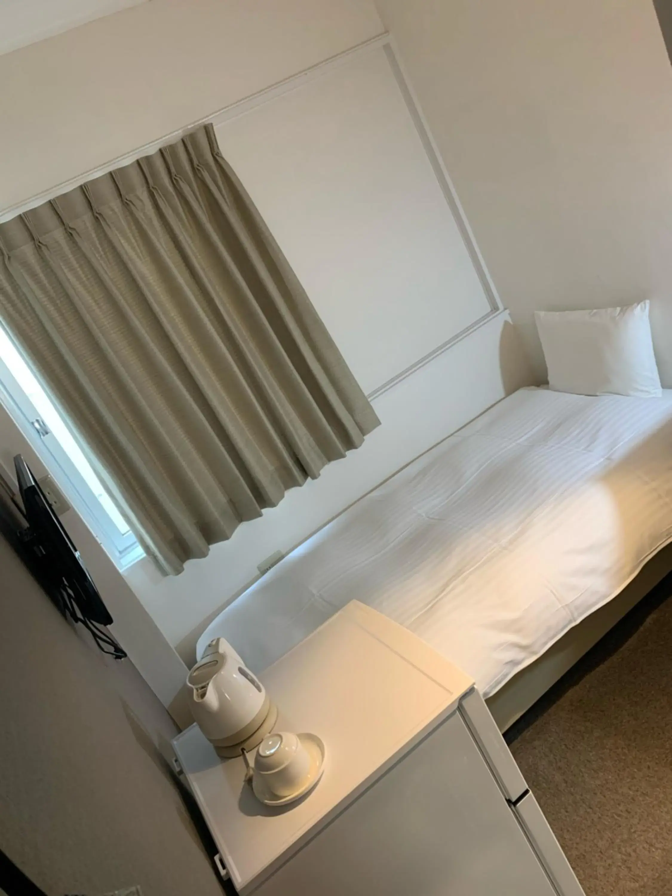 Single Room with Private Bathroom - single occupancy in Hotel Oxio Single Room with Private Bathroom - single occupancy in Hotel Oxio