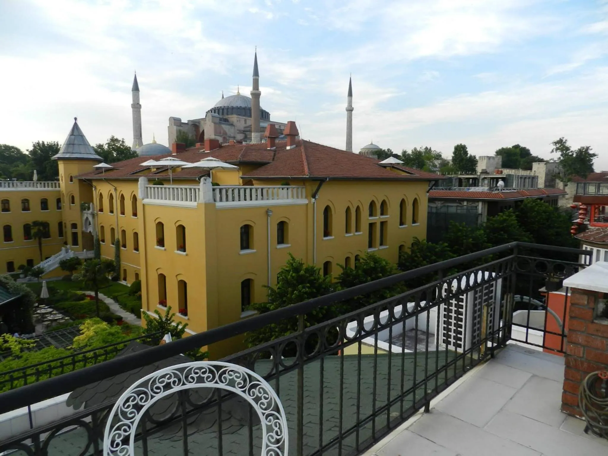Balcony/Terrace in Berk Guest House - Grandma's House