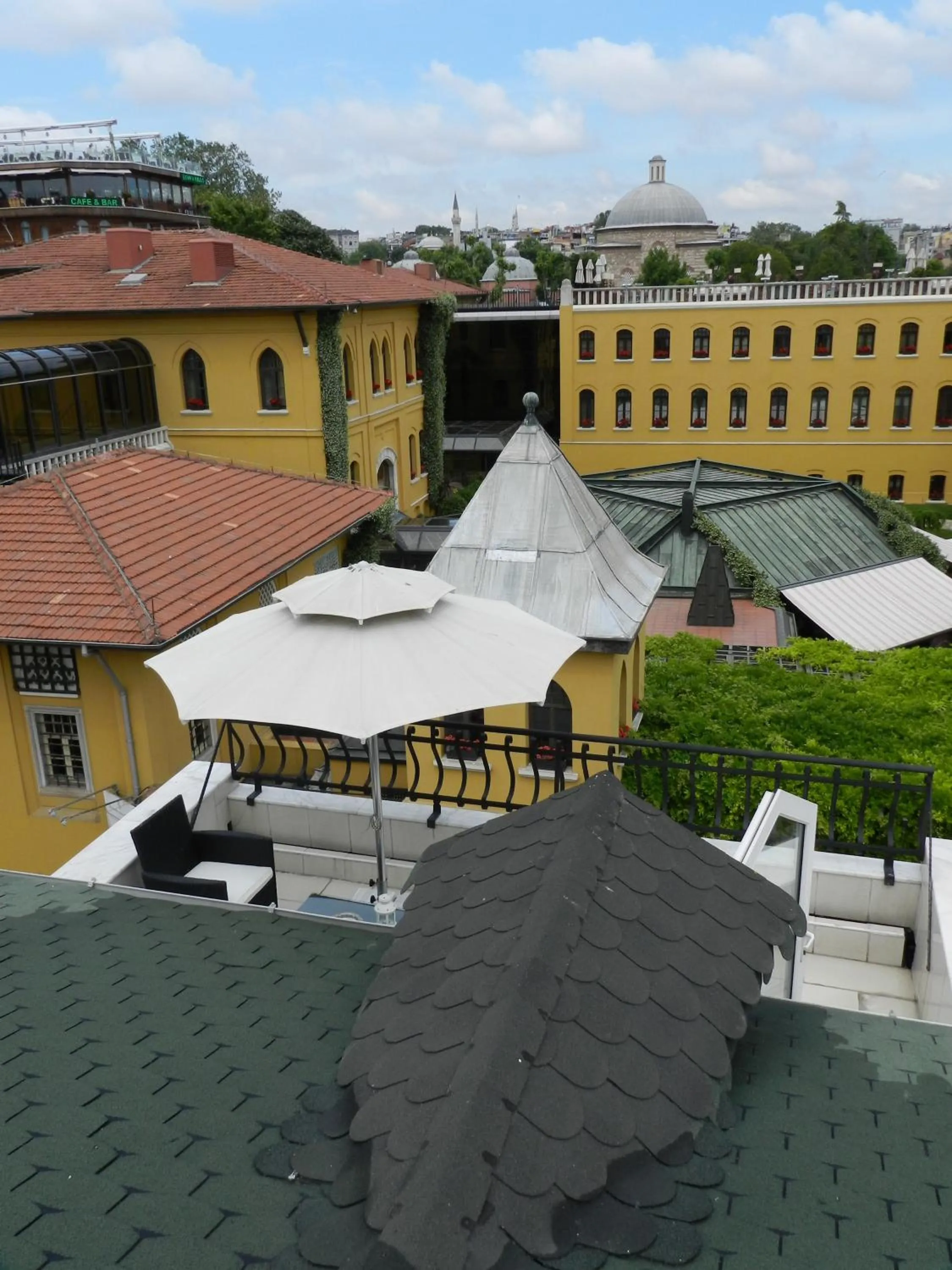 Balcony/Terrace in Berk Guest House - Grandma's House