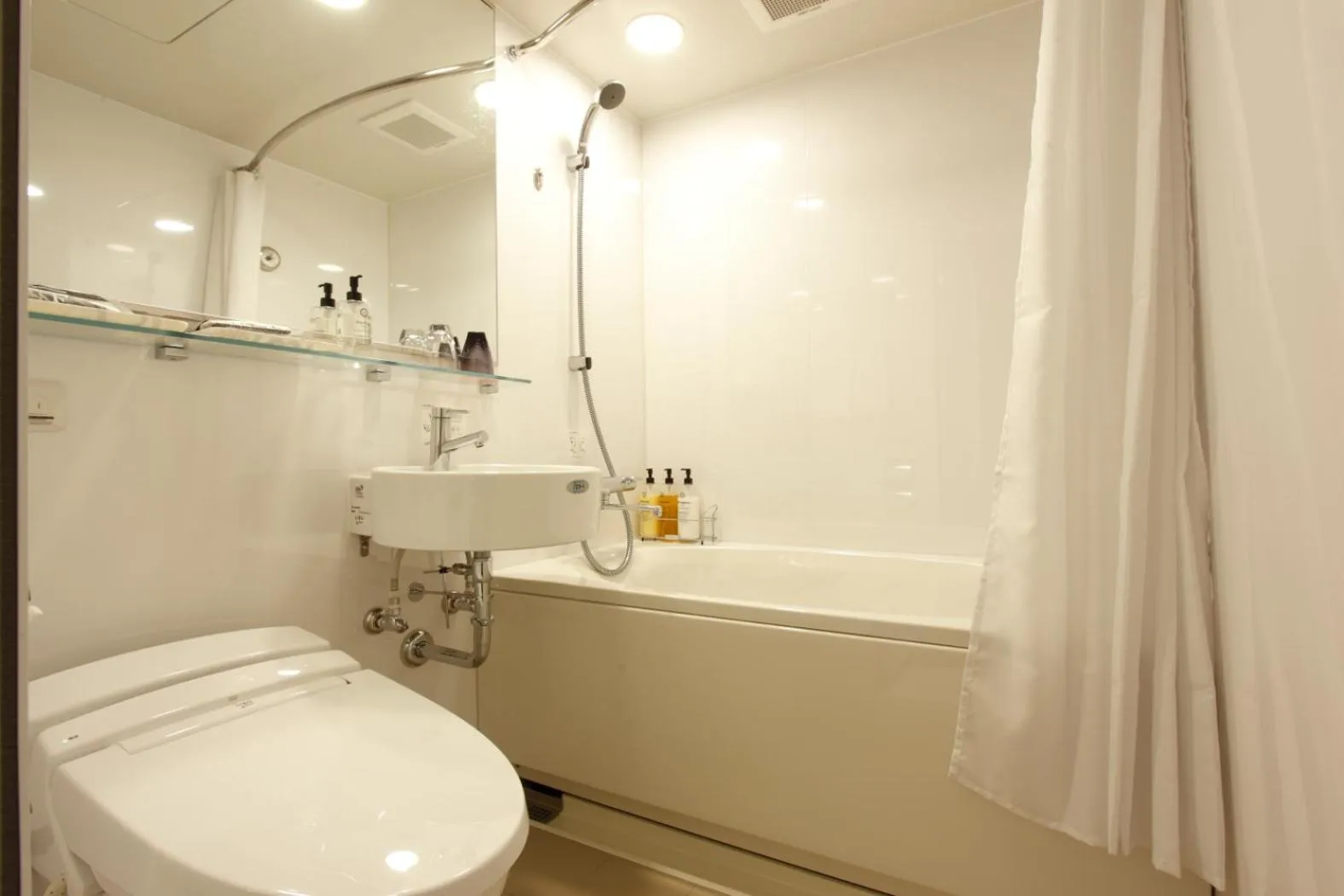 Bathroom in Green Sky Hotel Takehara