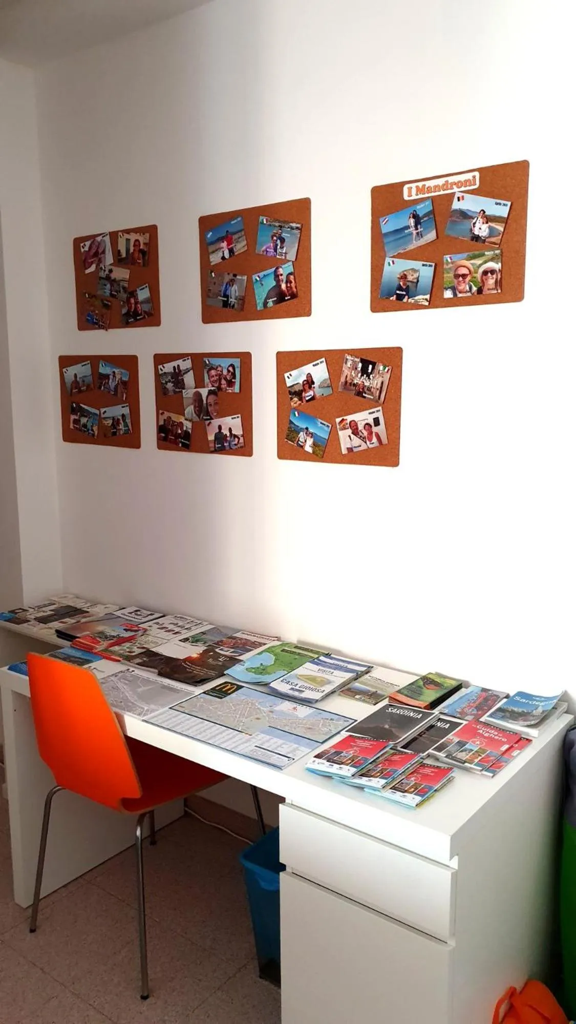 Lobby or reception in La Mandronia B&B