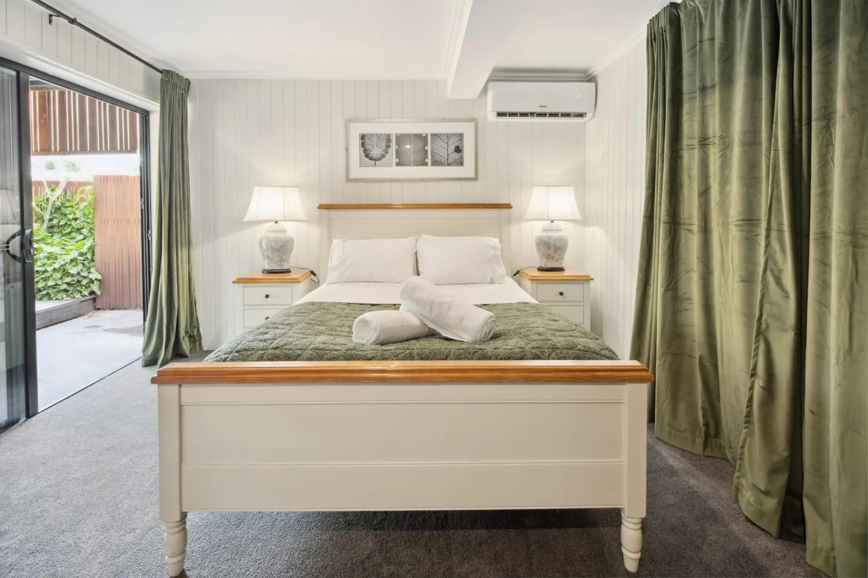 Queen Studio in Freshwater BnB Queen Studio in Freshwater BnB