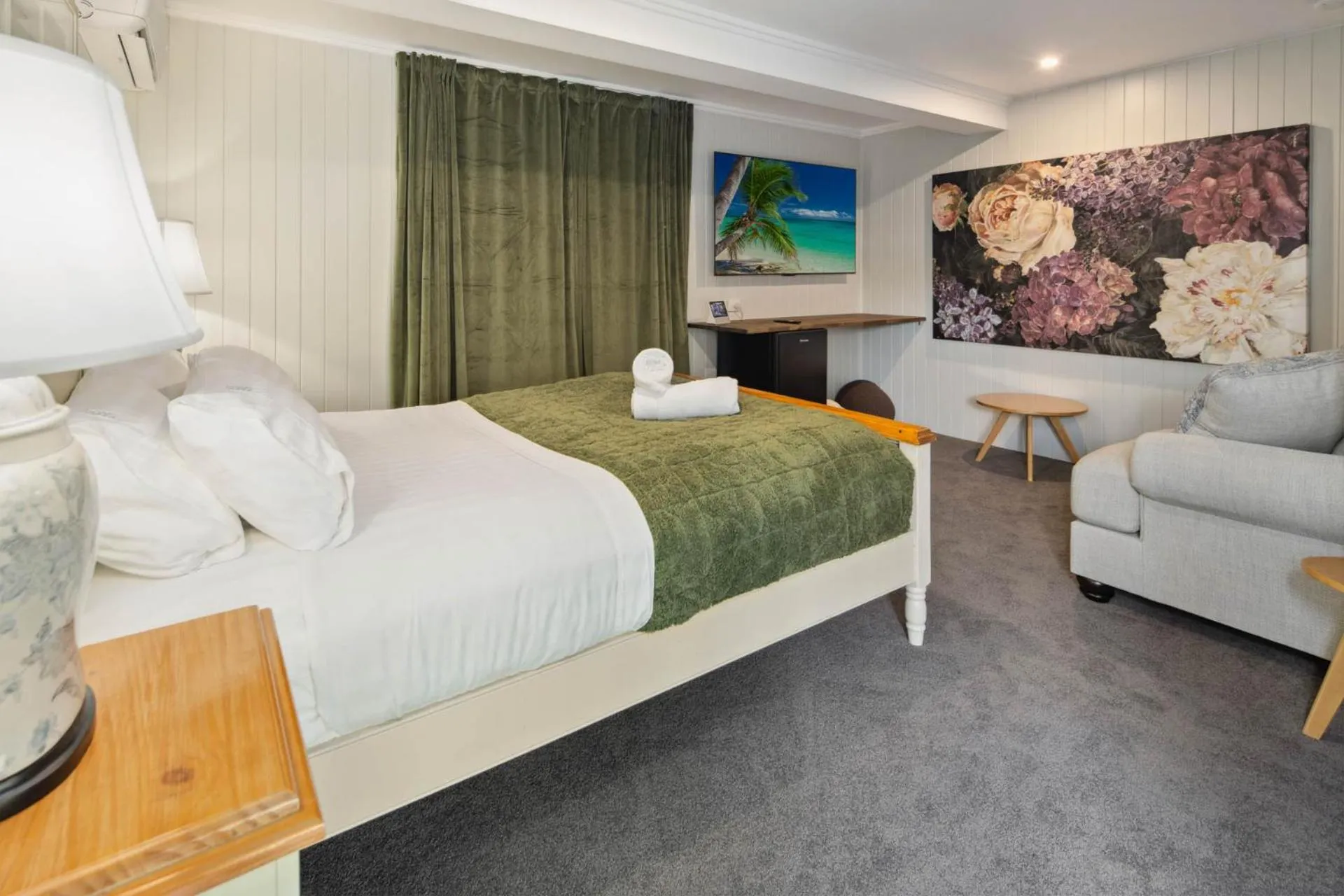 Bedroom, Bed in Freshwater BnB