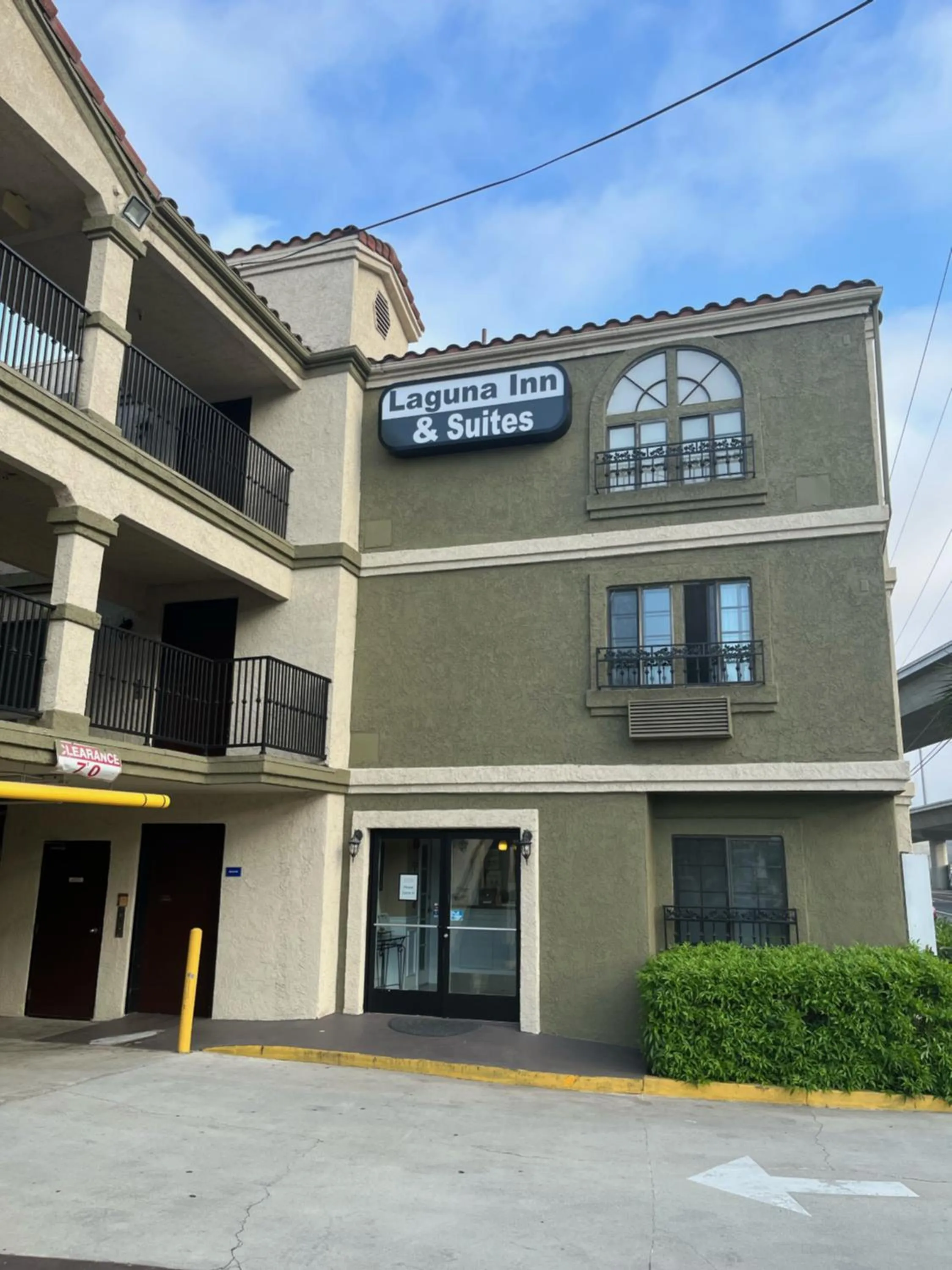 Property building in Laguna Inn and Suites