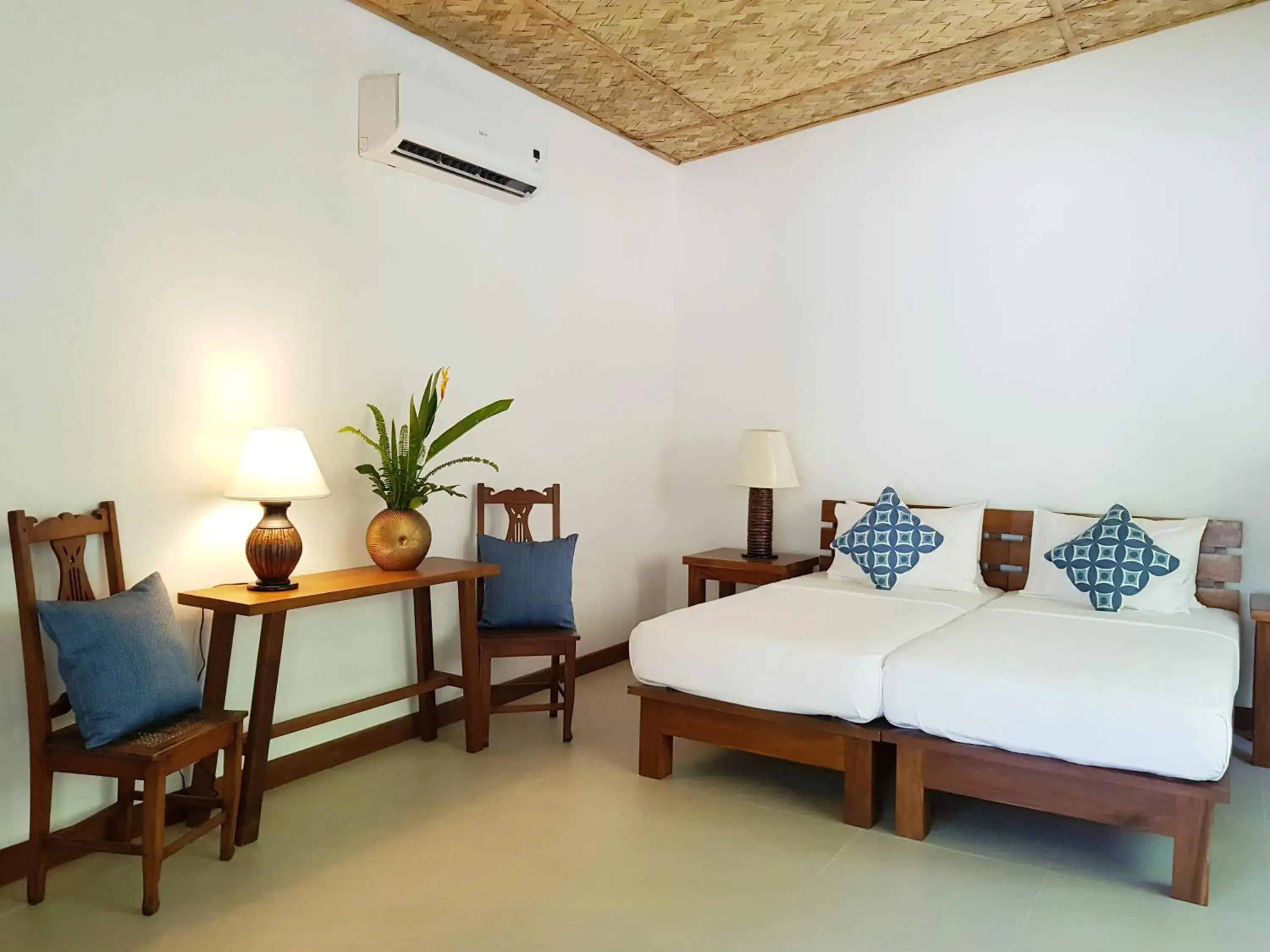 Deluxe Triple Room in Casitas de Victoria Deluxe Triple Room in Casitas de Victoria