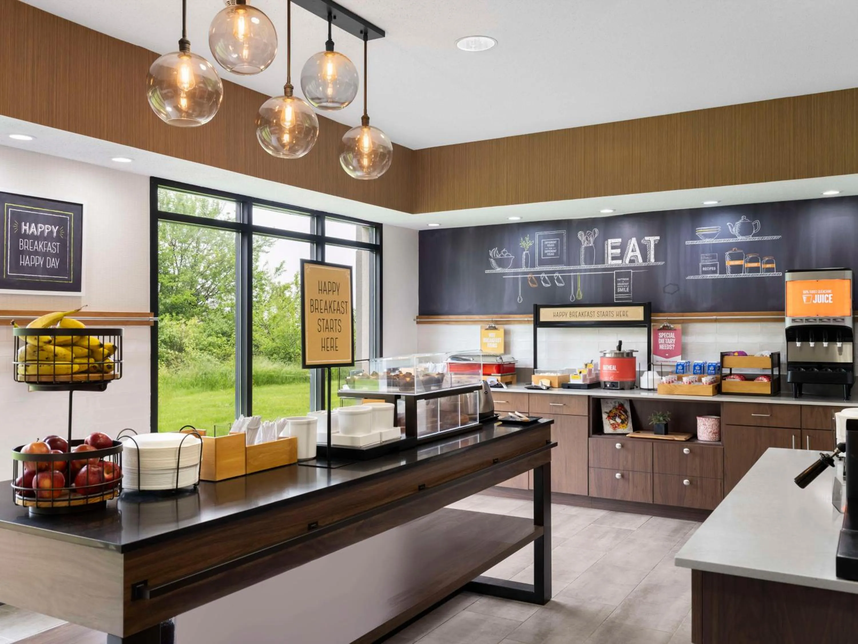 Breakfast in Hampton Inn Ottawa - Starved Rock Area