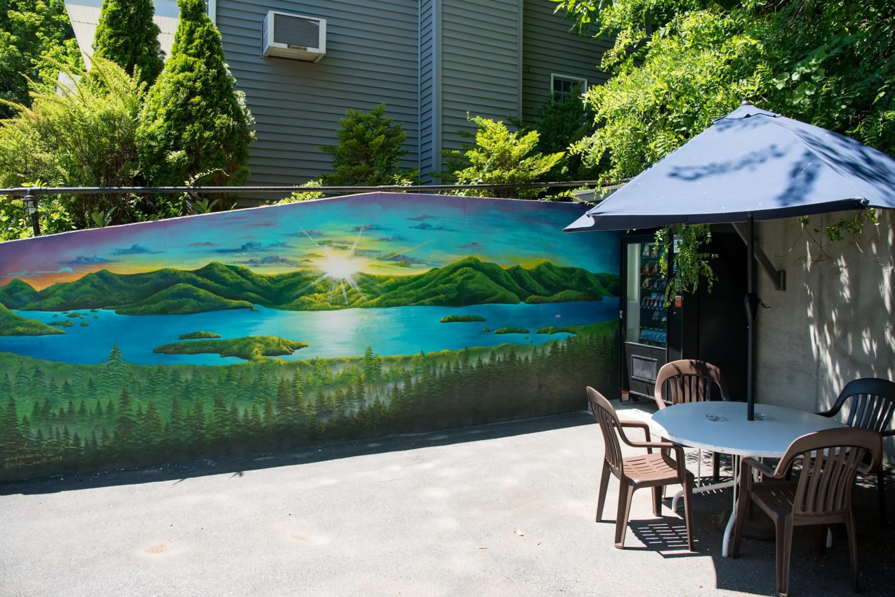 Patio in Americas Best Value Inn & Suites Lake George