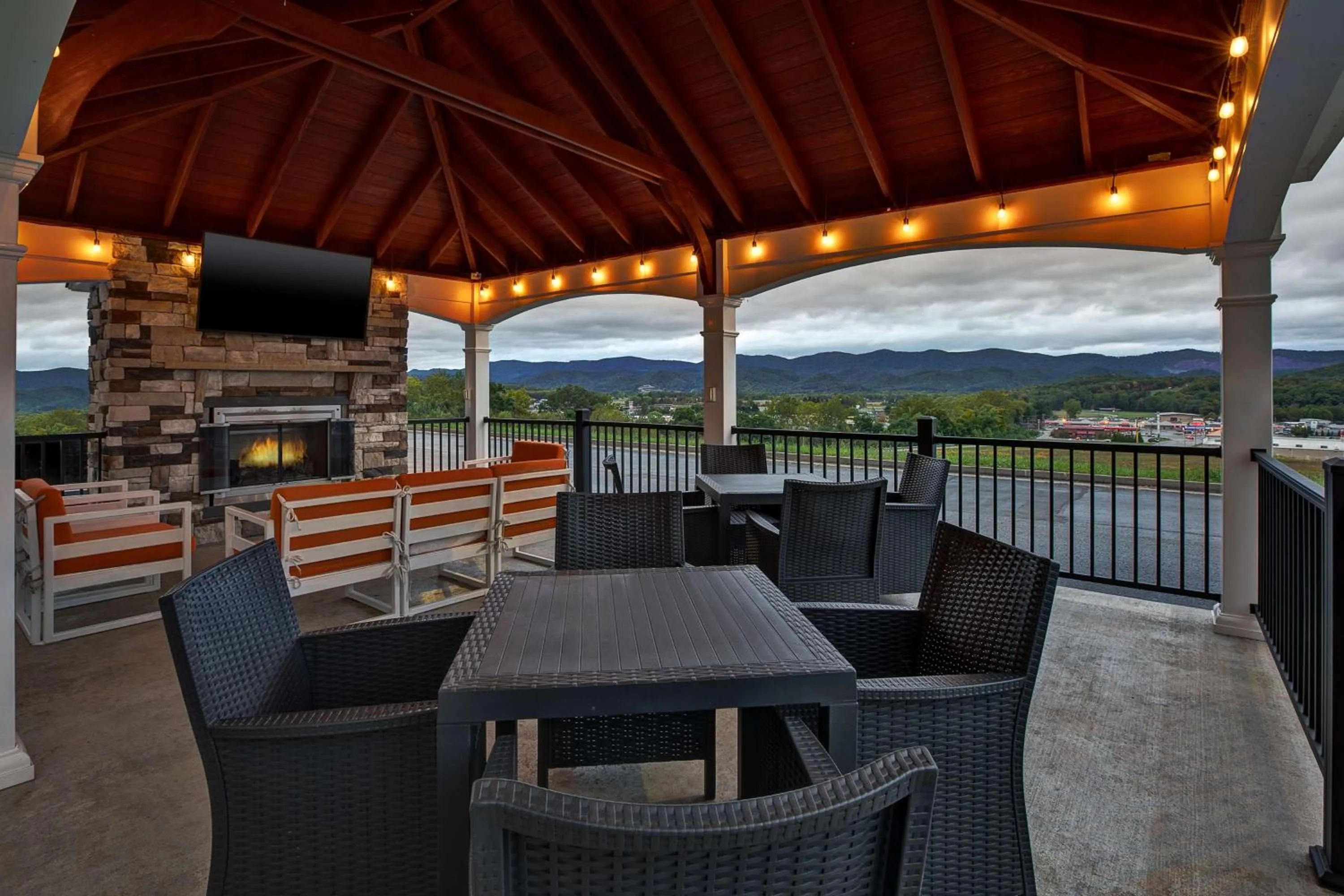 Property building in Hampton Inn Elkins