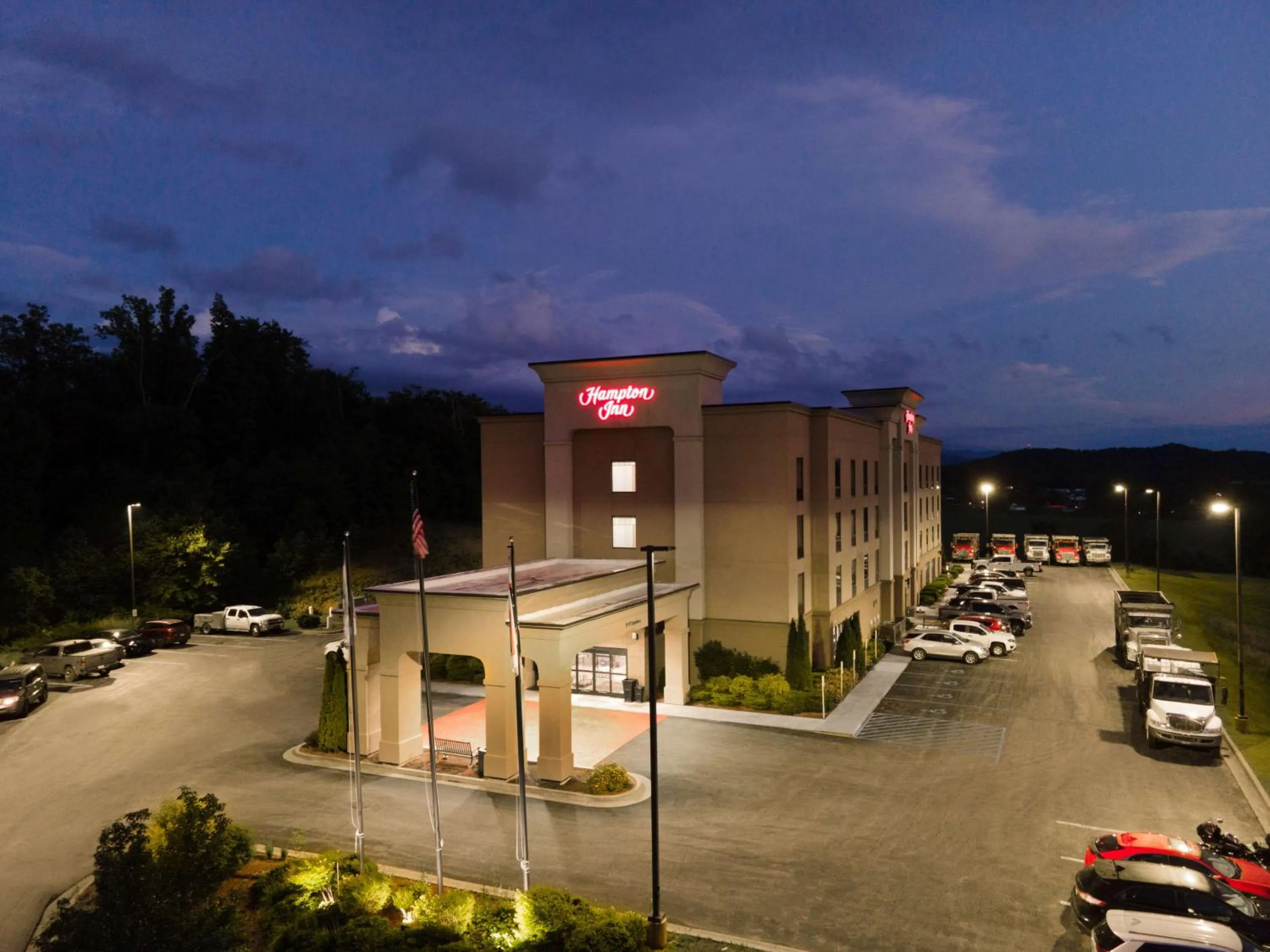 Property building in Hampton Inn Elkins