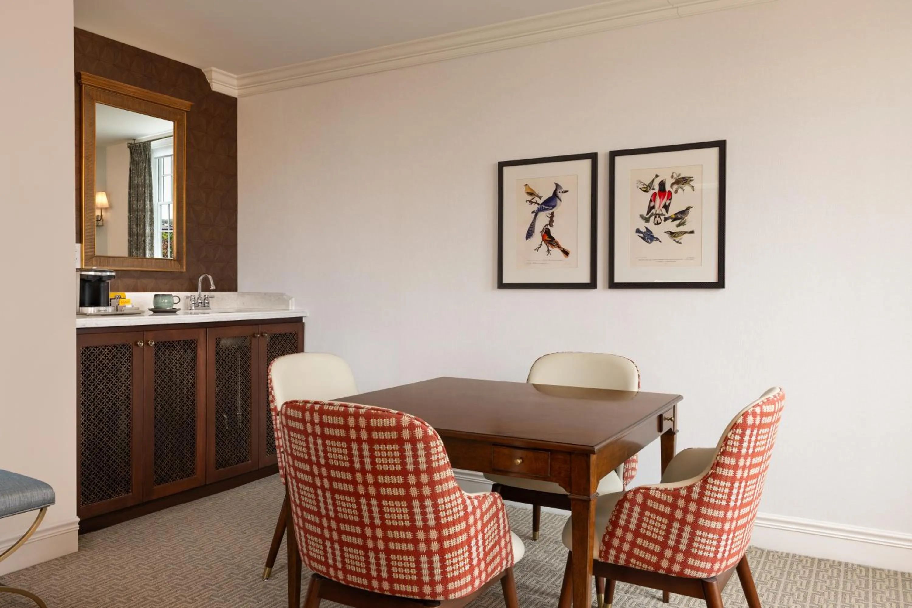 Dining area in Hotel Roanoke & Conference Center, Curio Collection by Hilton