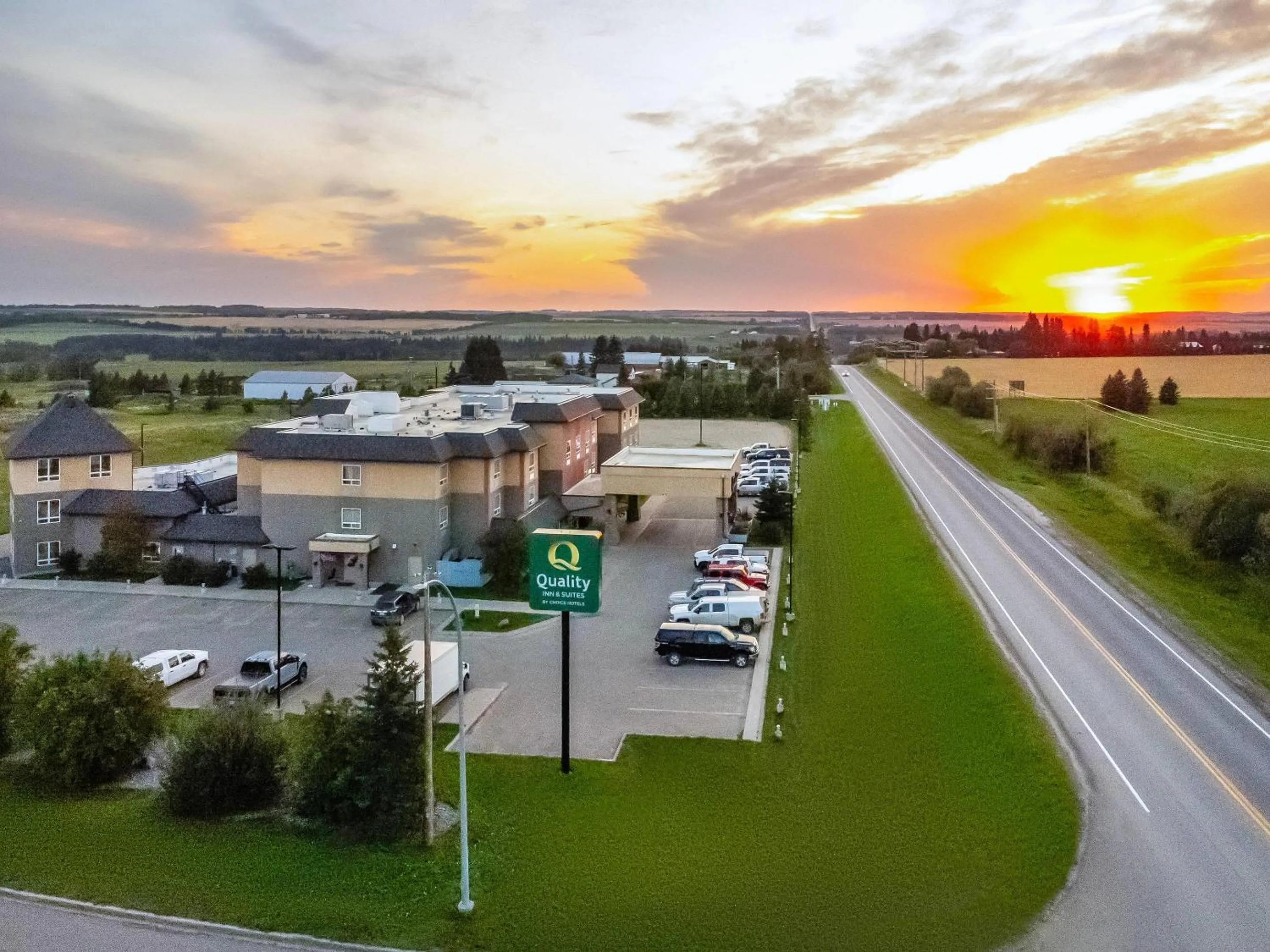 Property building in Quality Inn & Suites