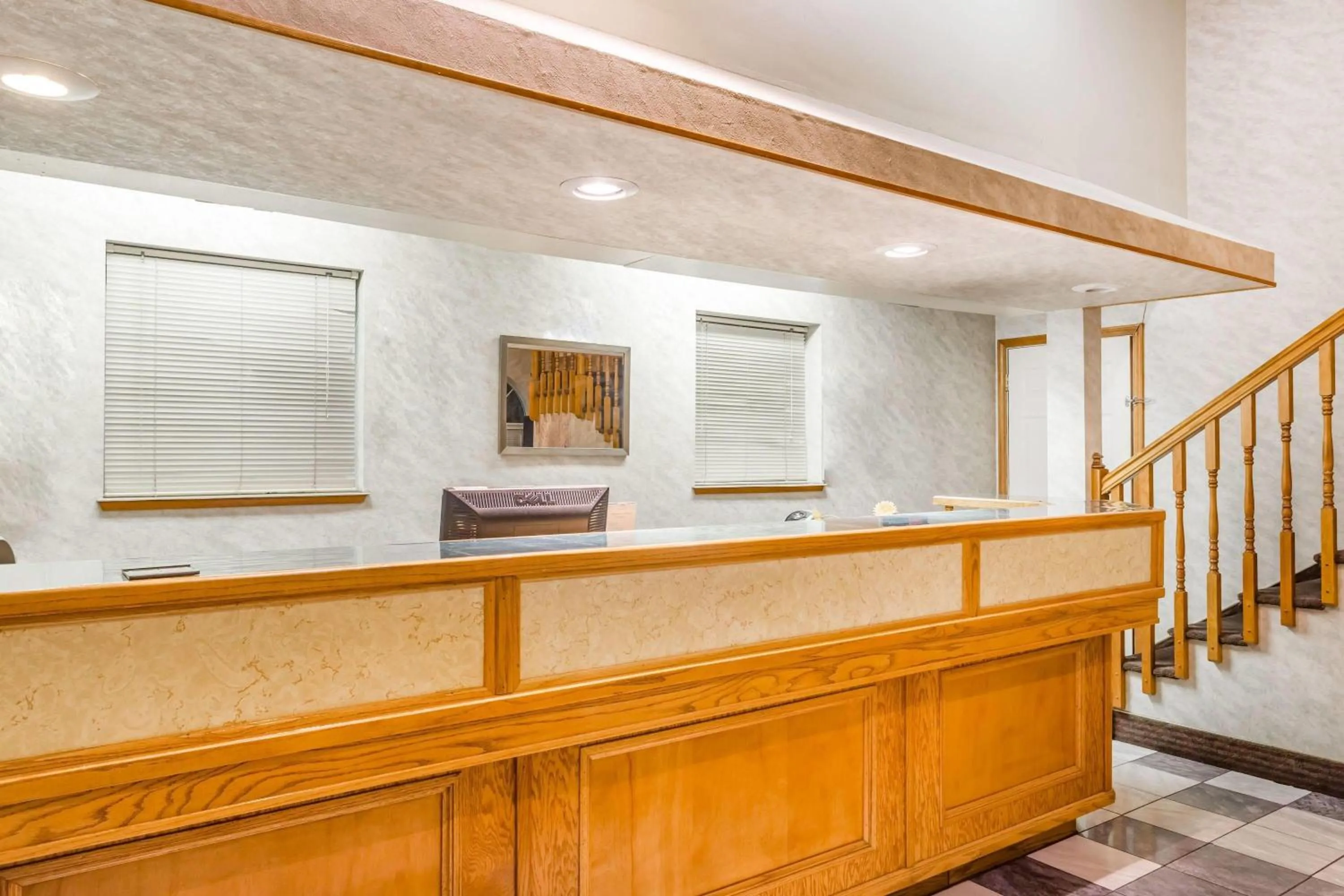 Lobby or reception in Days Inn by Wyndham Bishop