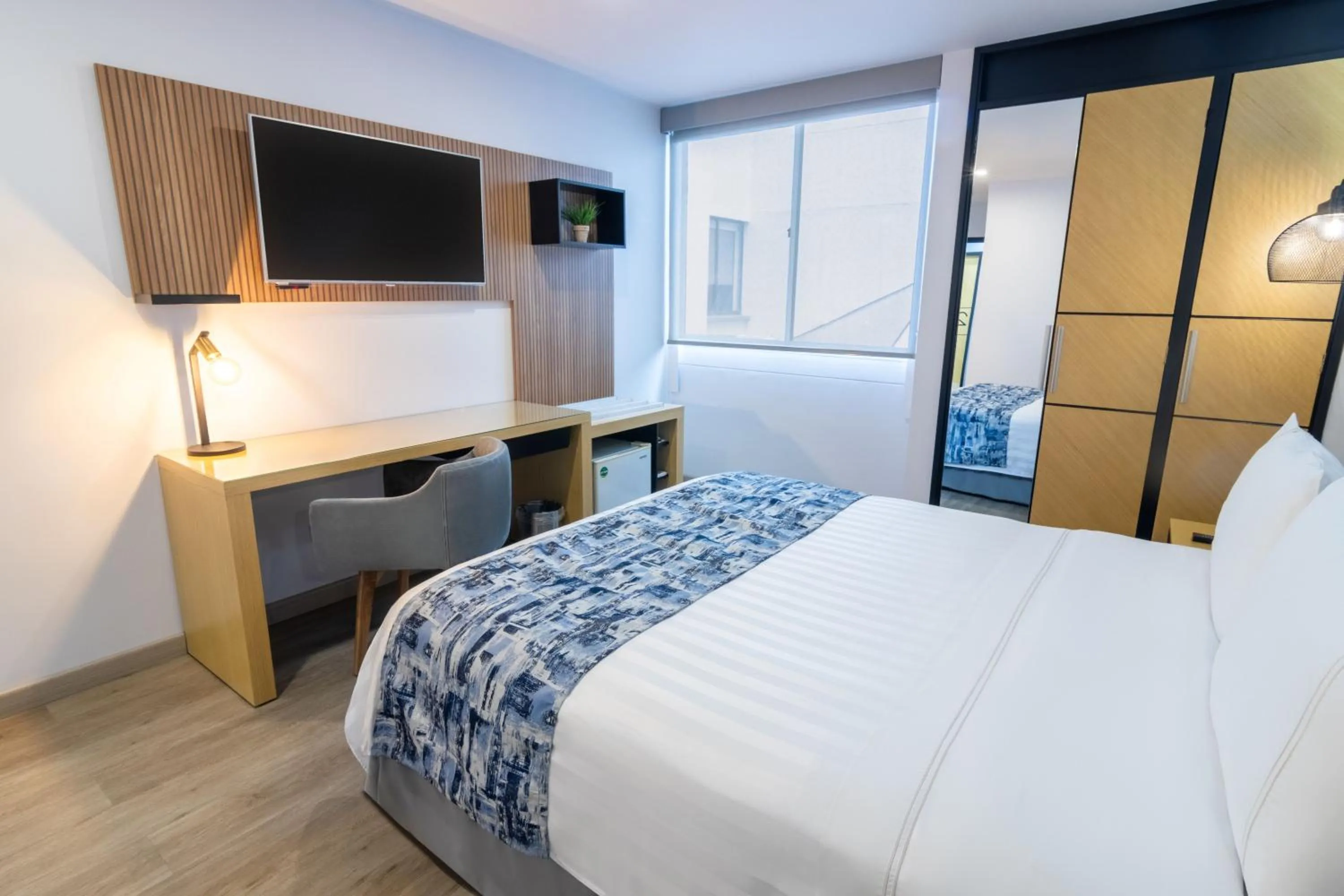 Bedroom, Bed in GHL Hotel Abadia Plaza