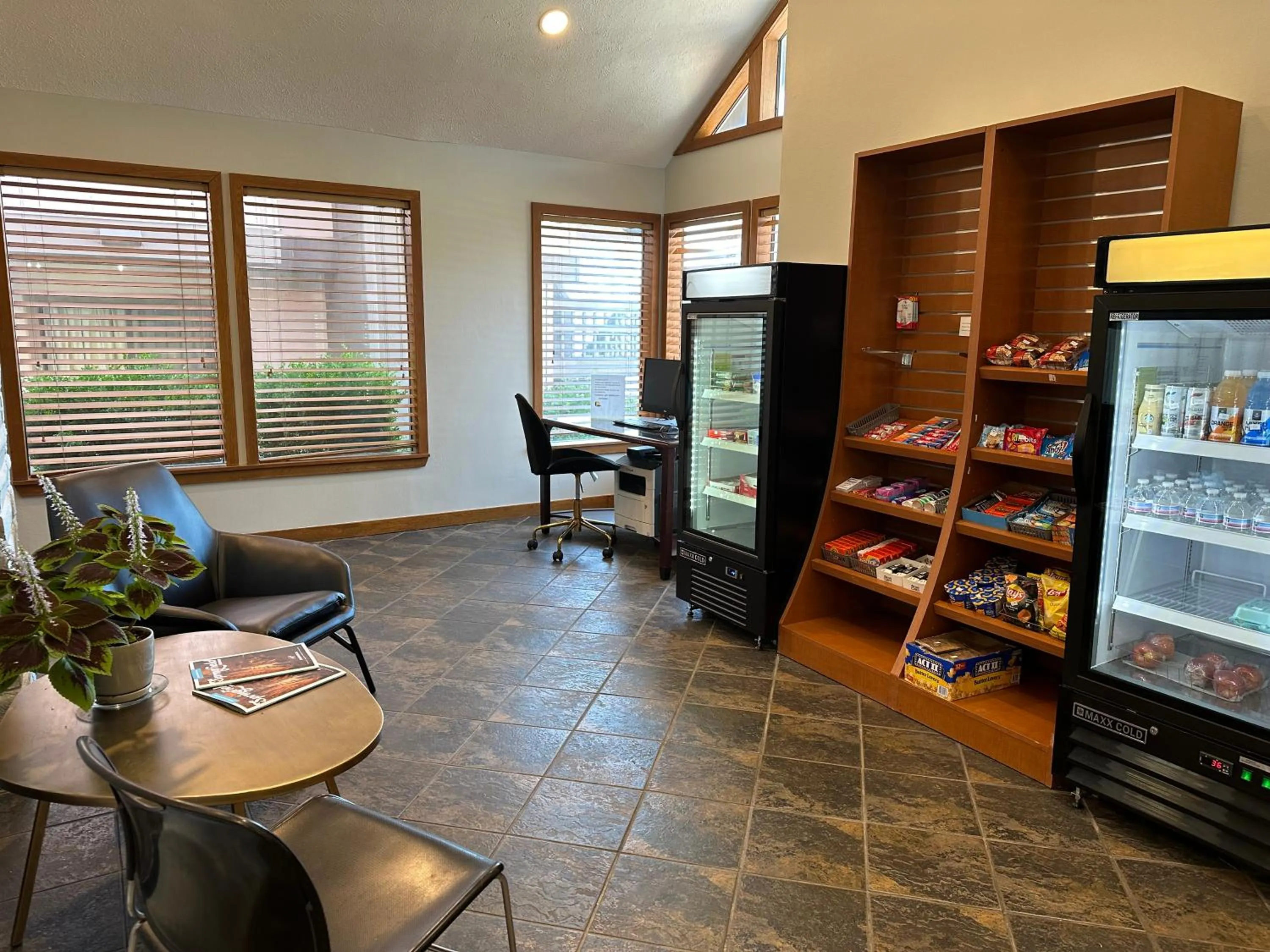 Lobby or reception in MainStay Suites Springfield South - Battlefield Rd