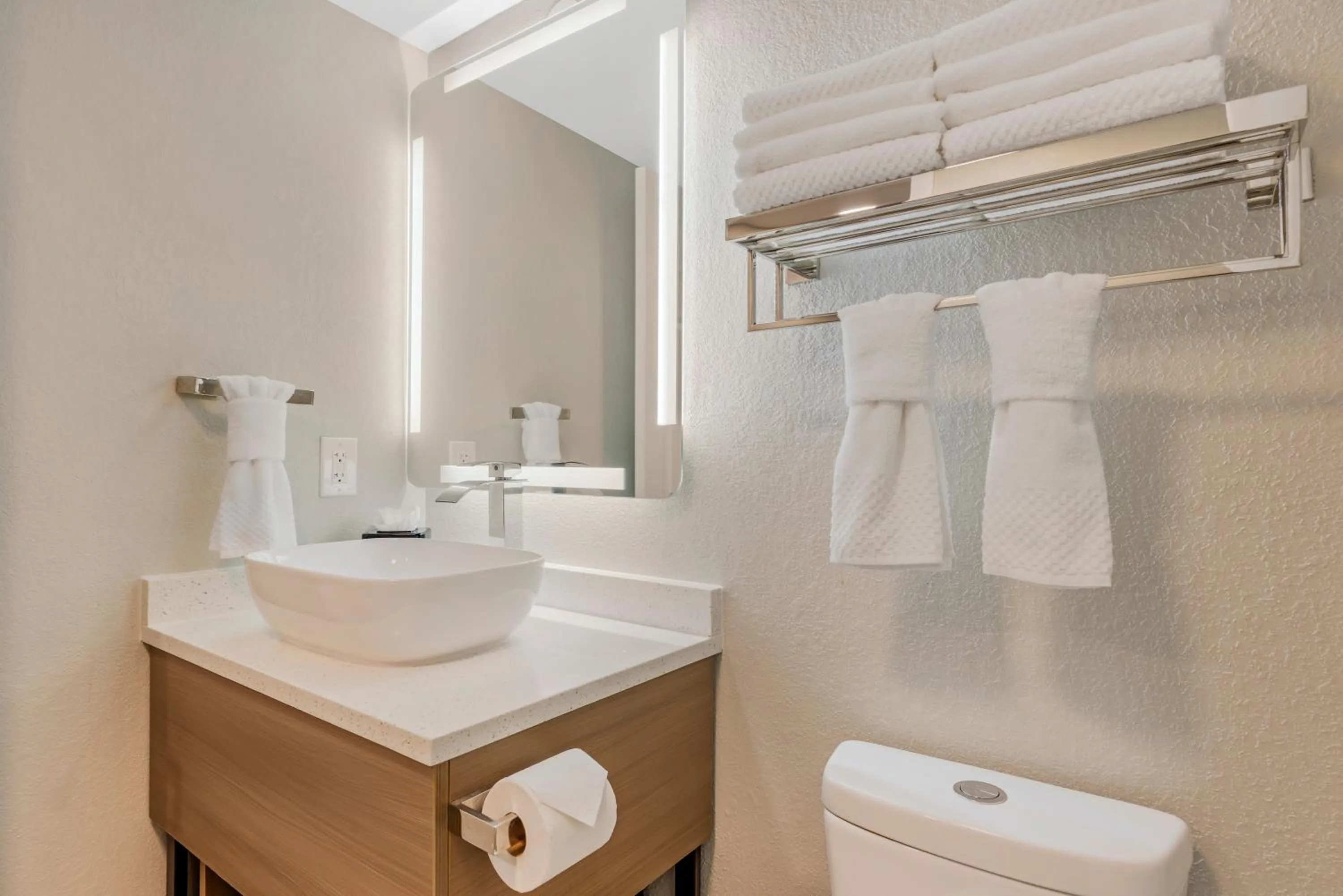 Bathroom in MainStay Suites Springfield South - Battlefield Rd