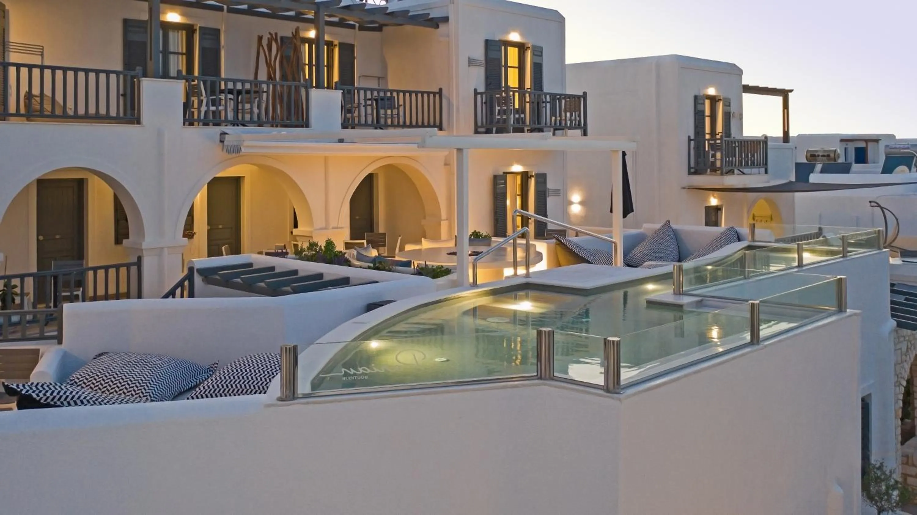 Swimming pool in Parian Boutique Hotel