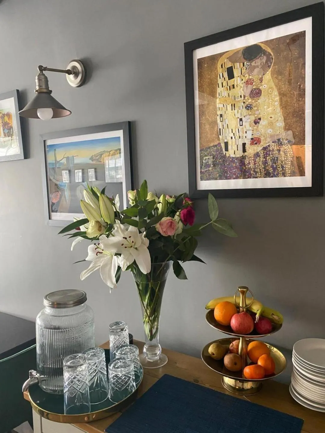 Dining area in Skyline Guesthouse