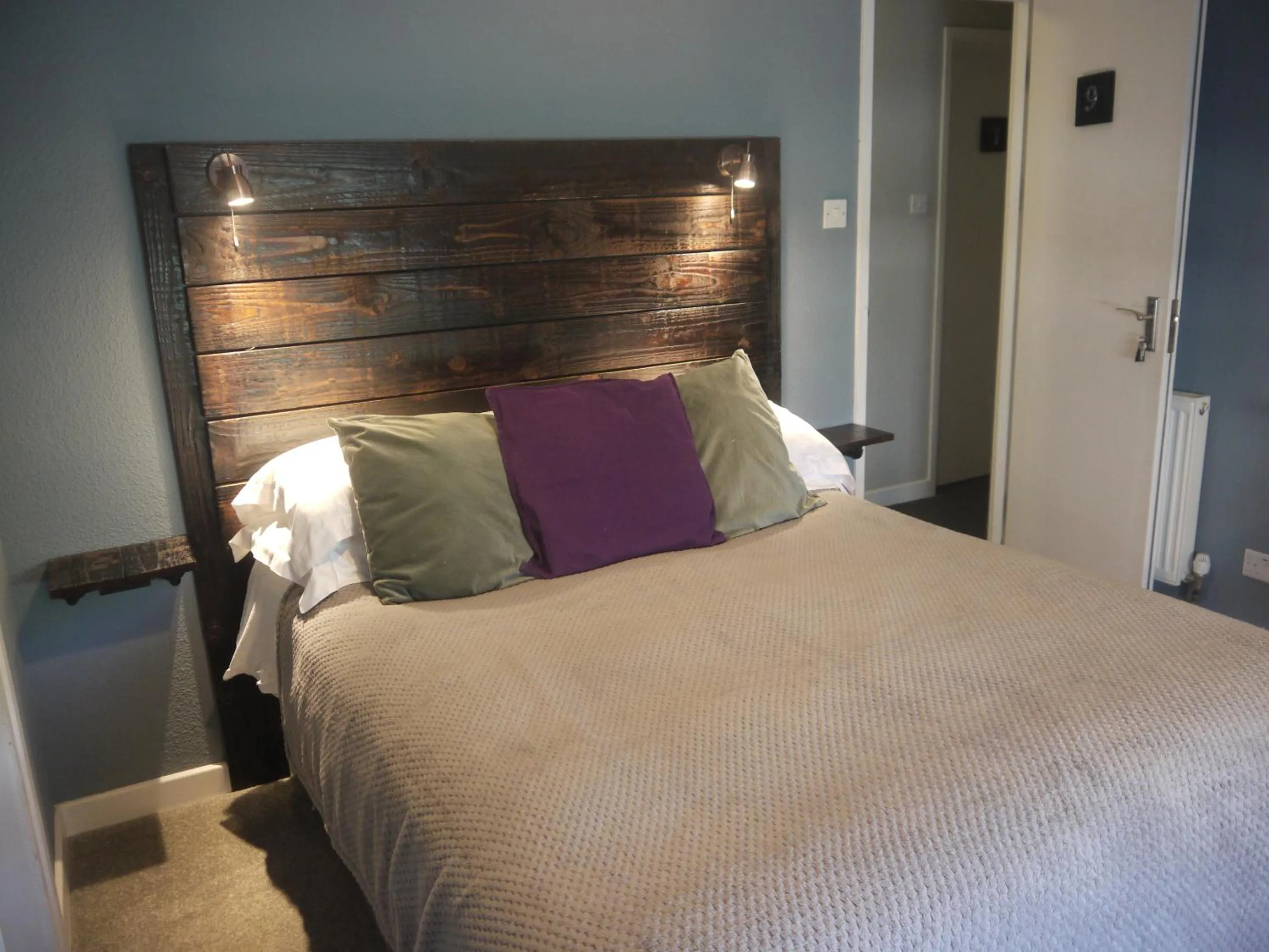 Bedroom, Bed in Skyline Guesthouse