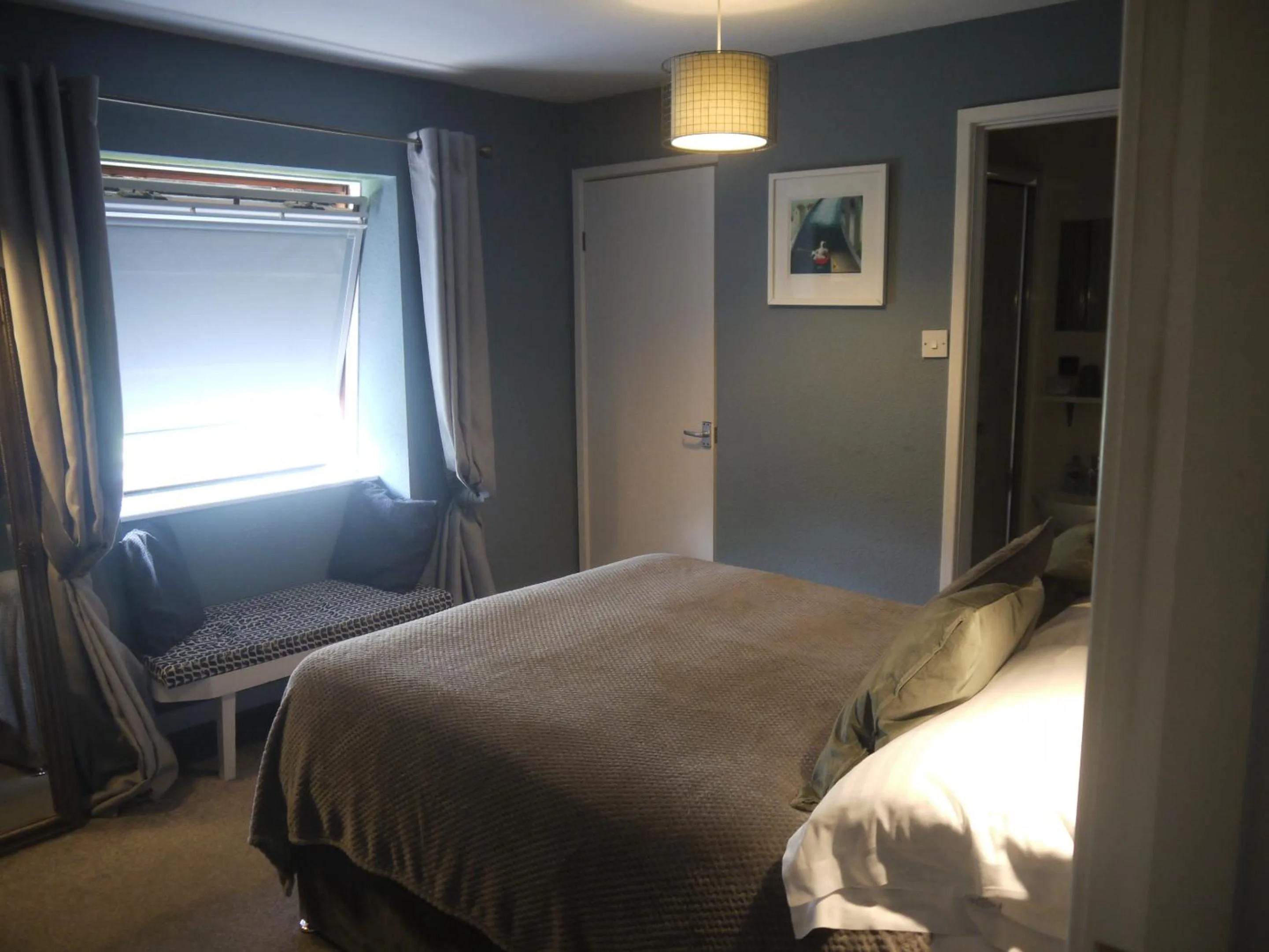 Bedroom, Bed in Skyline Guesthouse