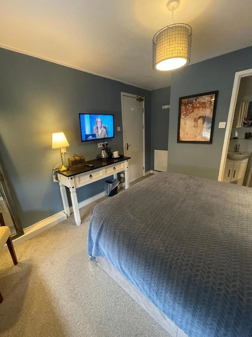 Bedroom, Bed in Skyline Guesthouse