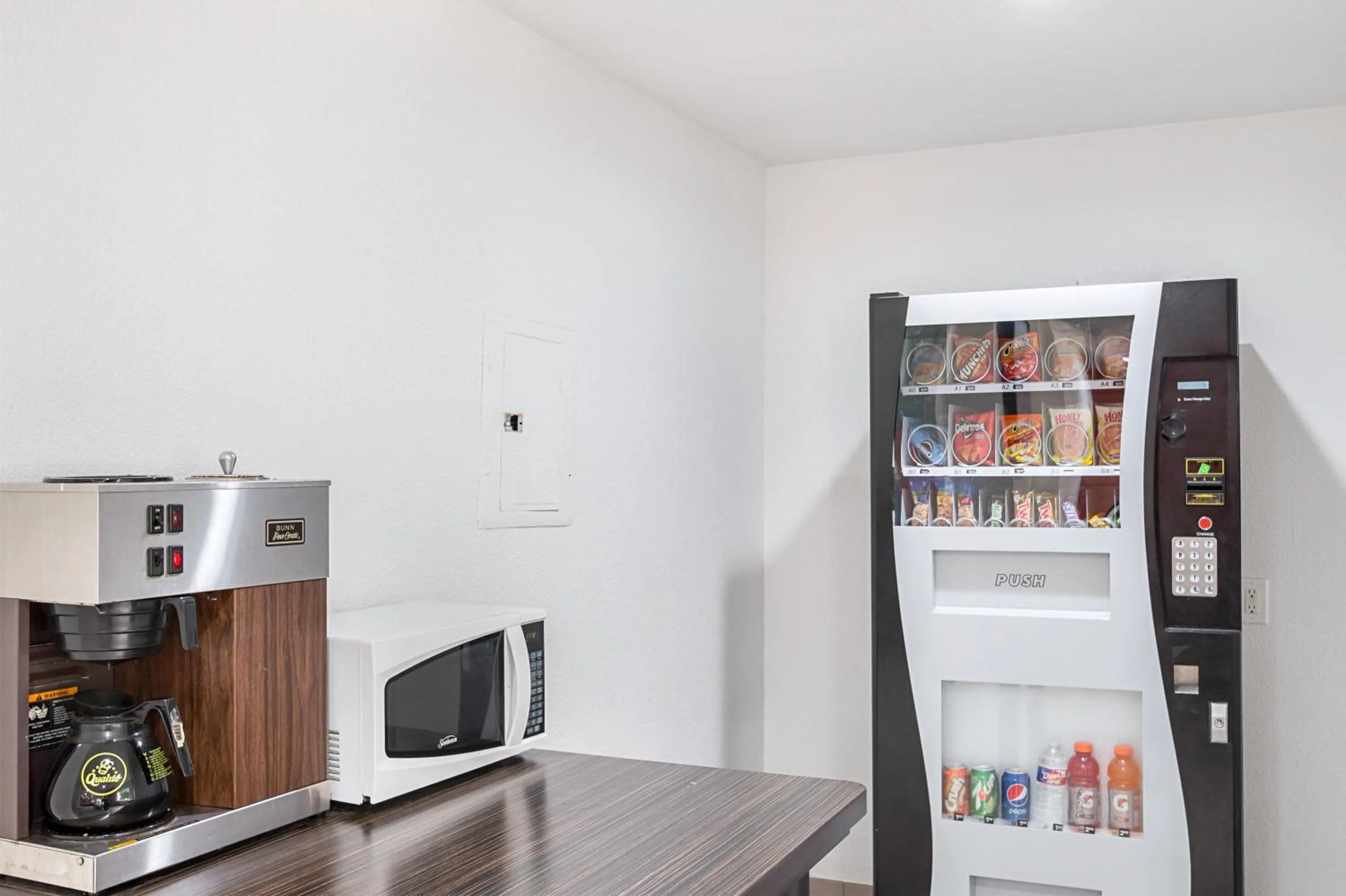 Lobby or reception in Motel 6-Grand Prairie, TX - Near Six Flags Drive