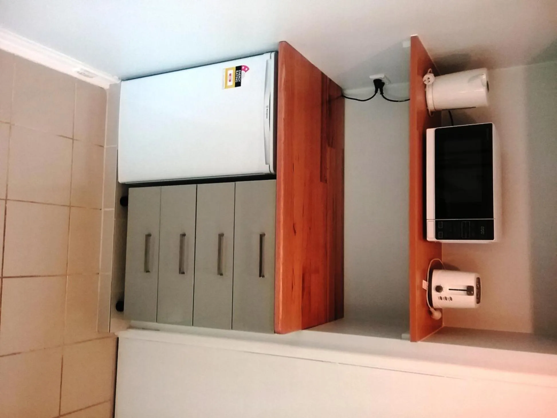 Kitchen or kitchenette in Restawile Motel