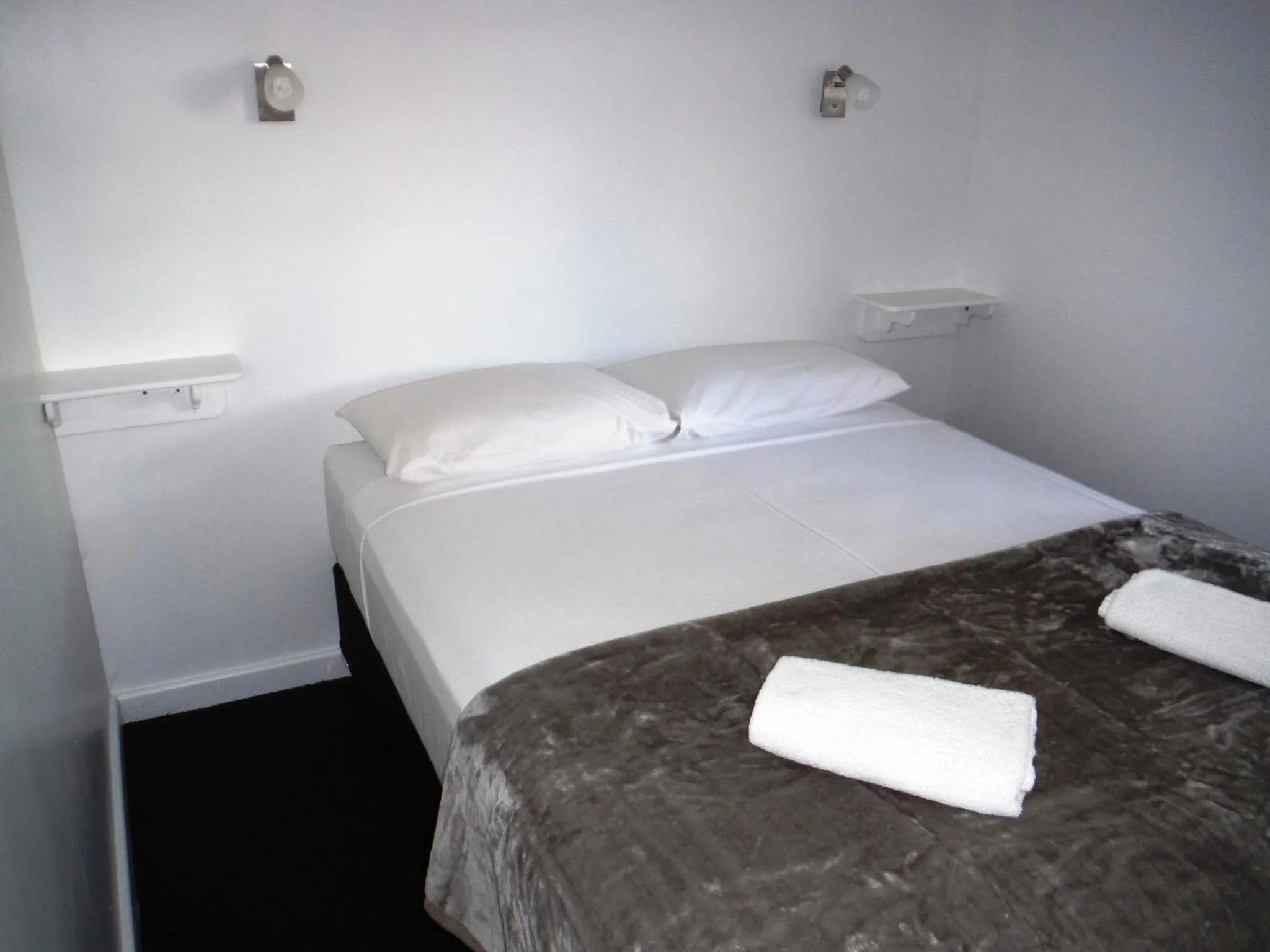 Bedroom, Bed in Restawile Motel