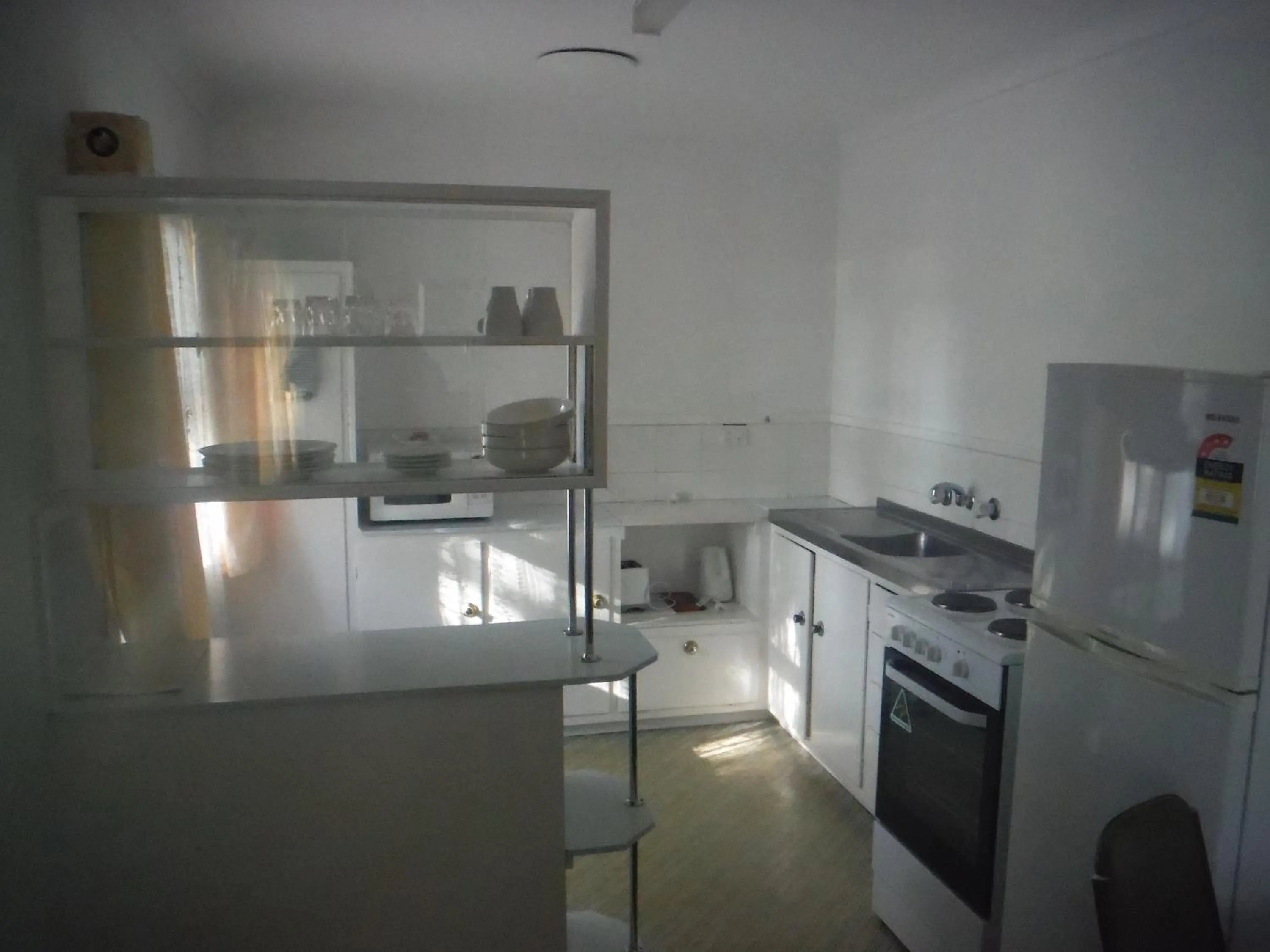 Kitchen or kitchenette in Restawile Motel