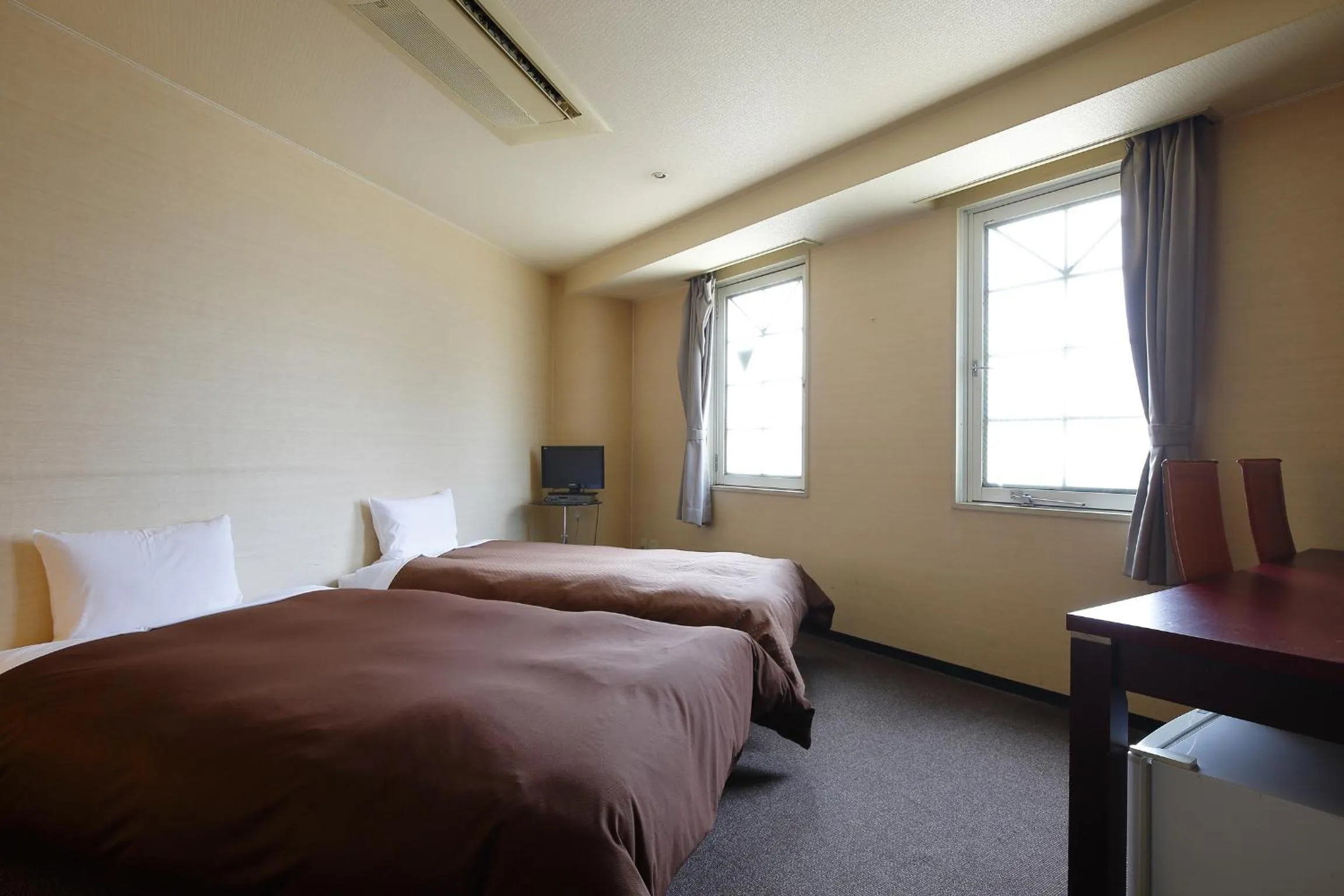 Bedroom, Bed in Grampus Inn Osaka Namba