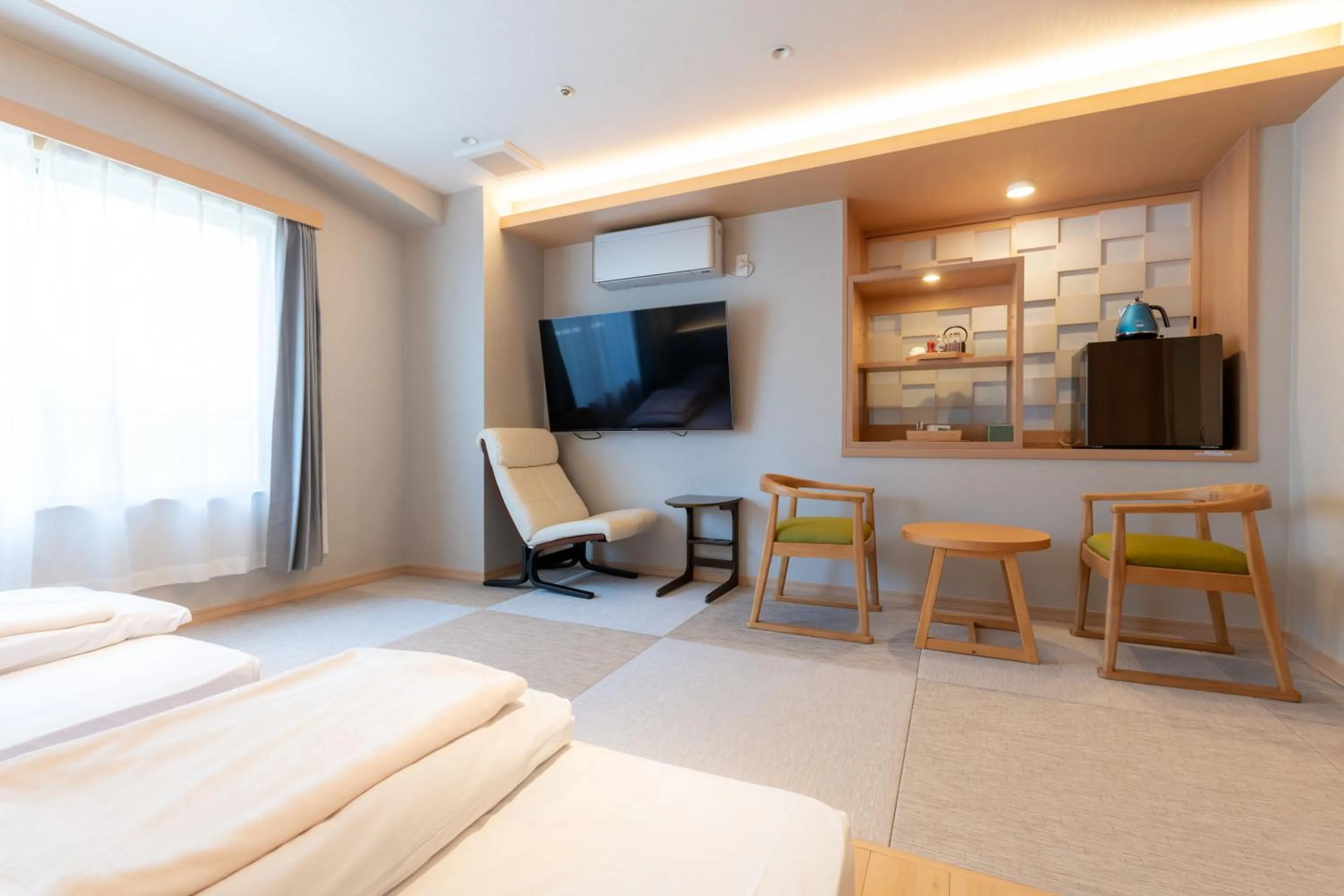 Photo of the whole room, Bed in Hotel Isago Kobe