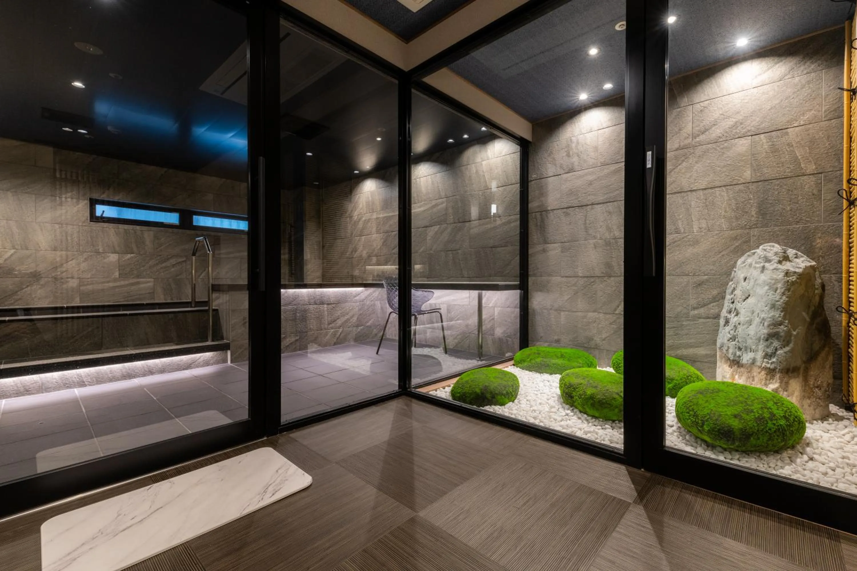 Hot Spring Bath, Bed in Hotel Isago Kobe