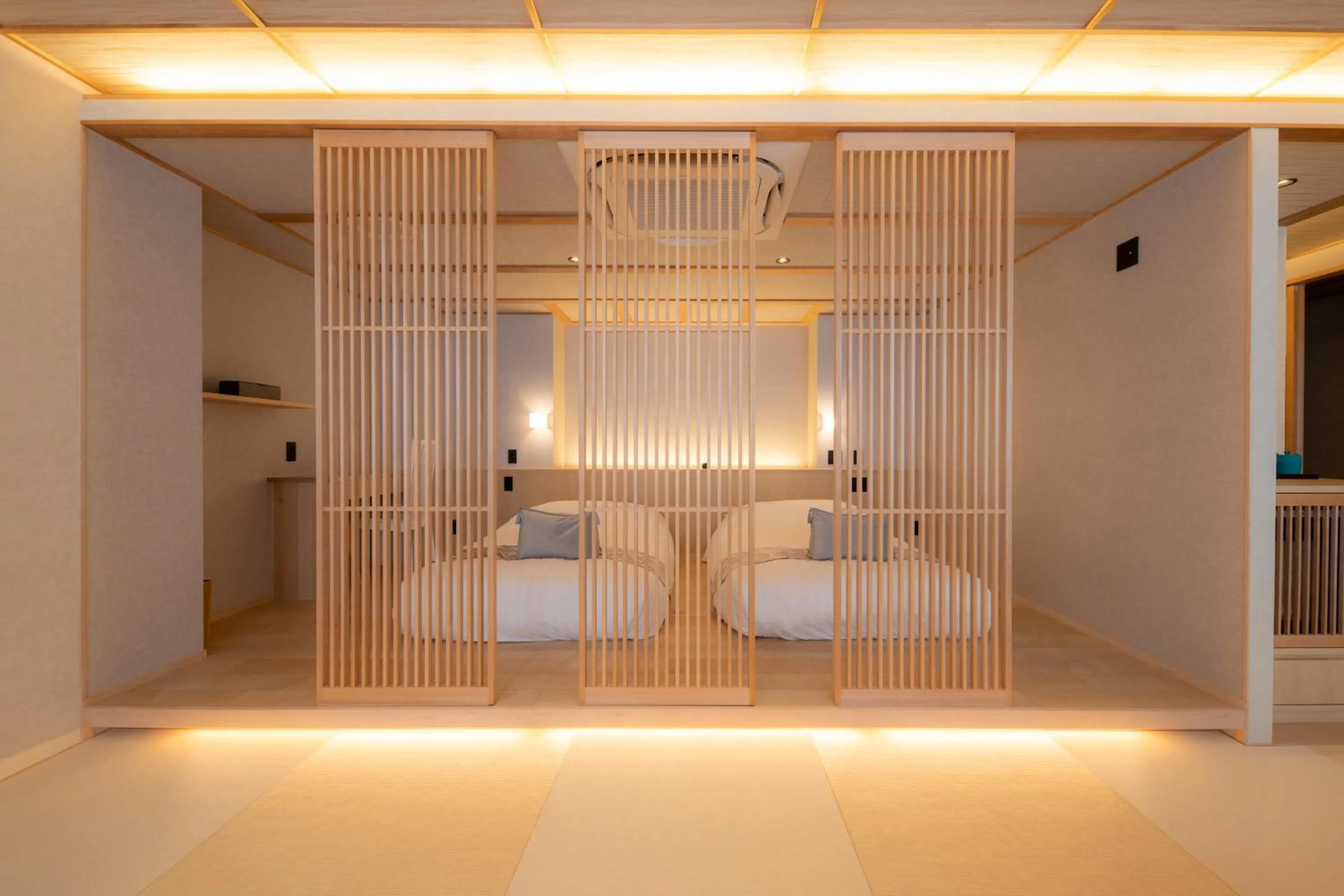 Bedroom, Bed in Hotel Isago Kobe