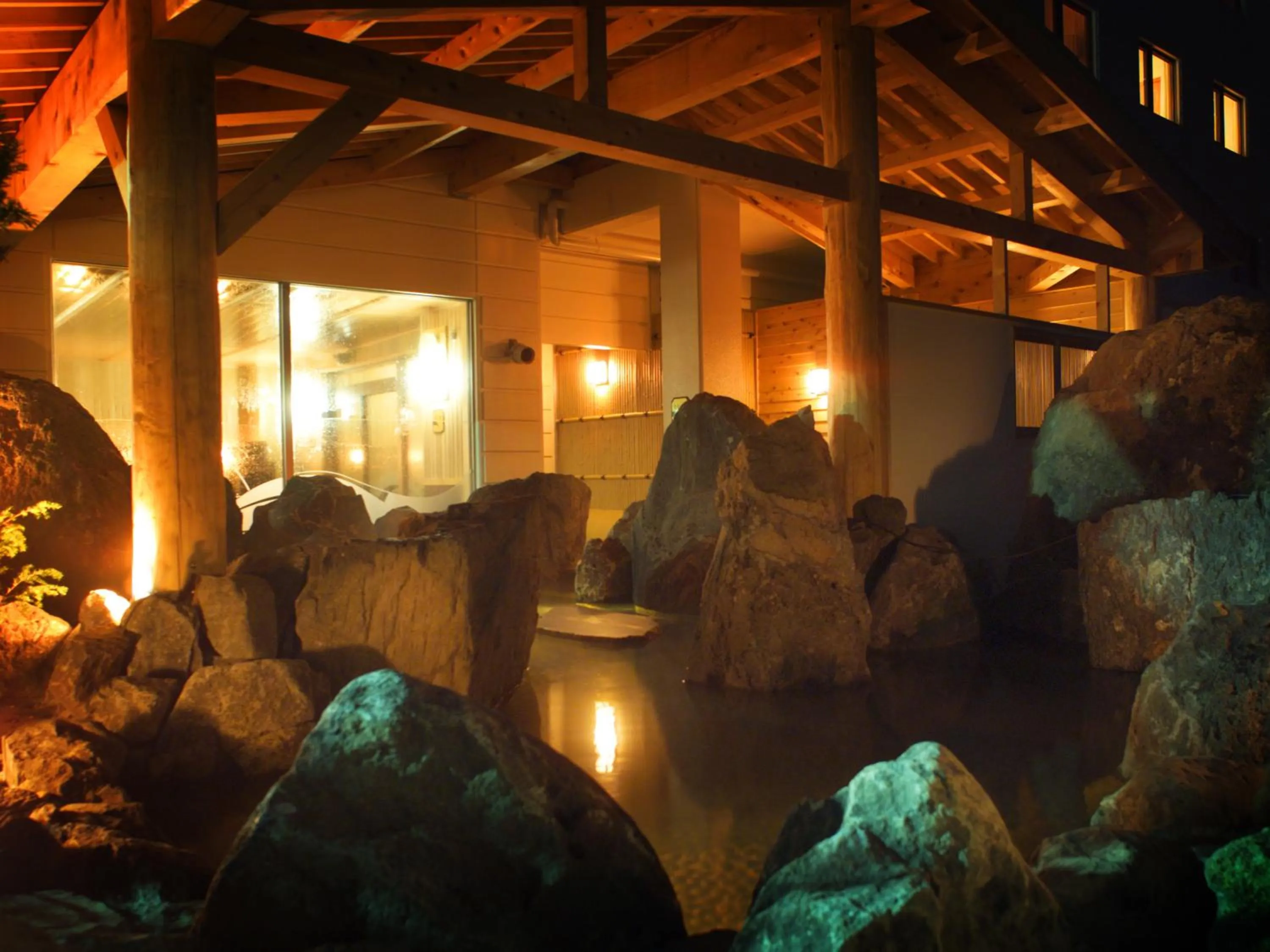 Hot Spring Bath in Lake Saroma Tsuruga Resort