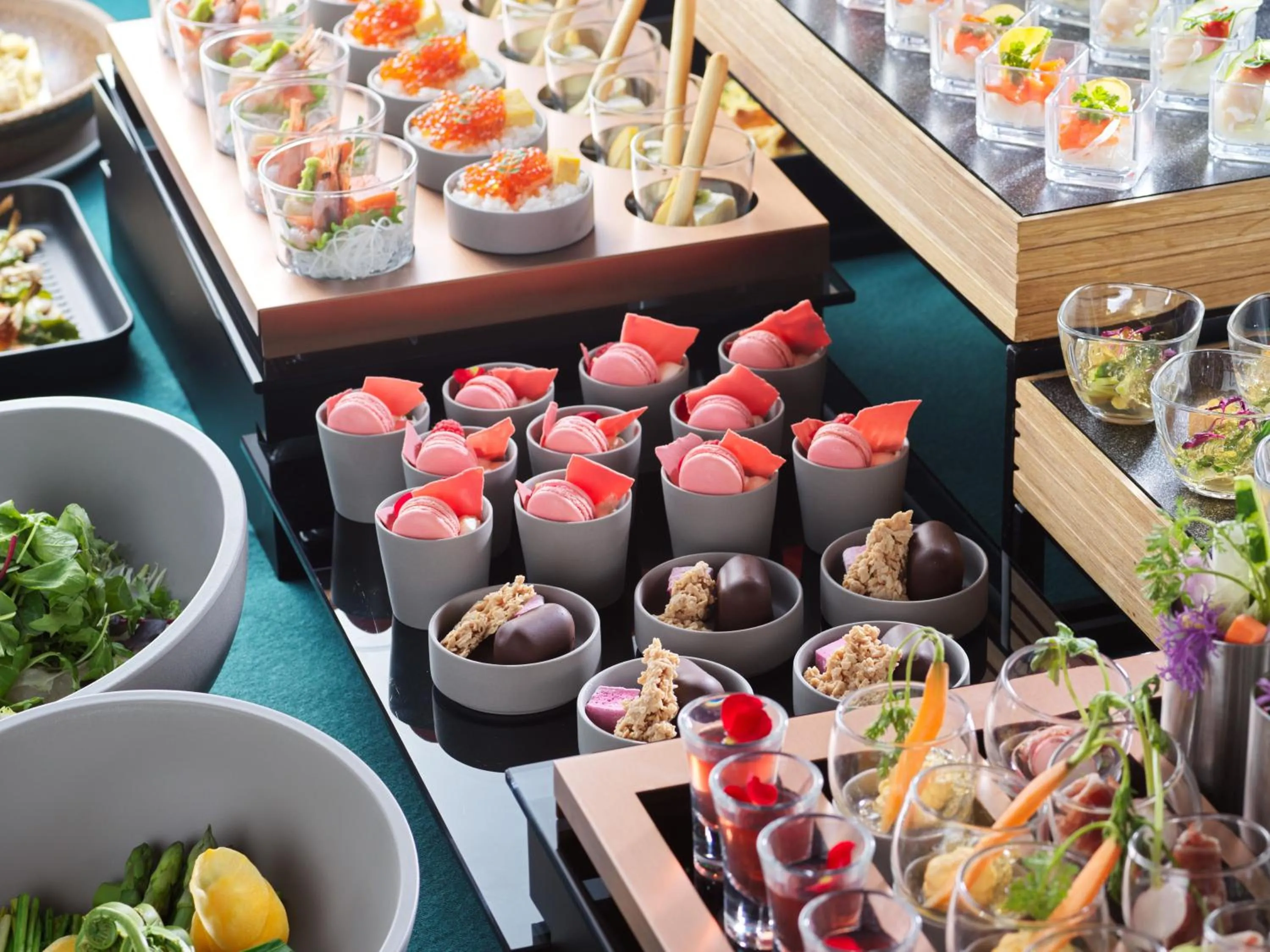 Restaurant/places to eat in Lake Saroma Tsuruga Resort