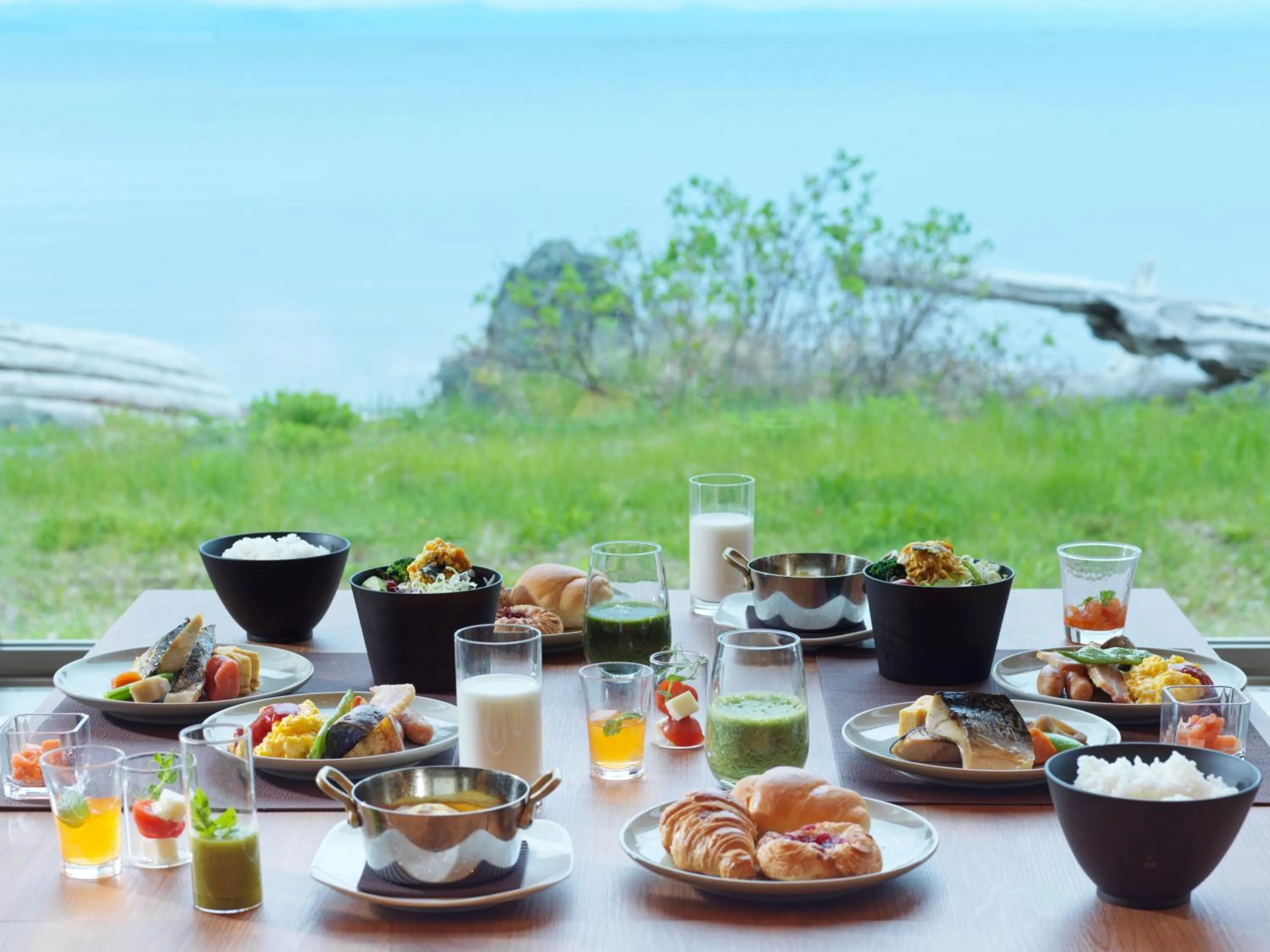 Buffet breakfast in Lake Saroma Tsuruga Resort